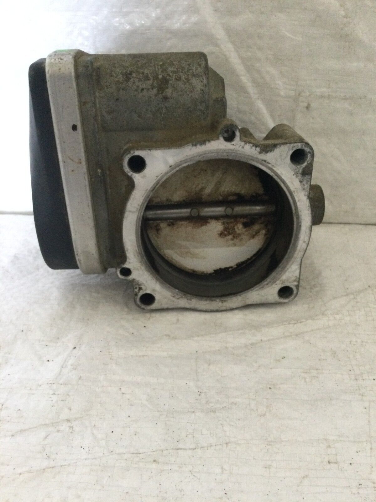2005 Dodge Ram 2500 Throttle Body Assembly 53032801AC 5.7L OEM