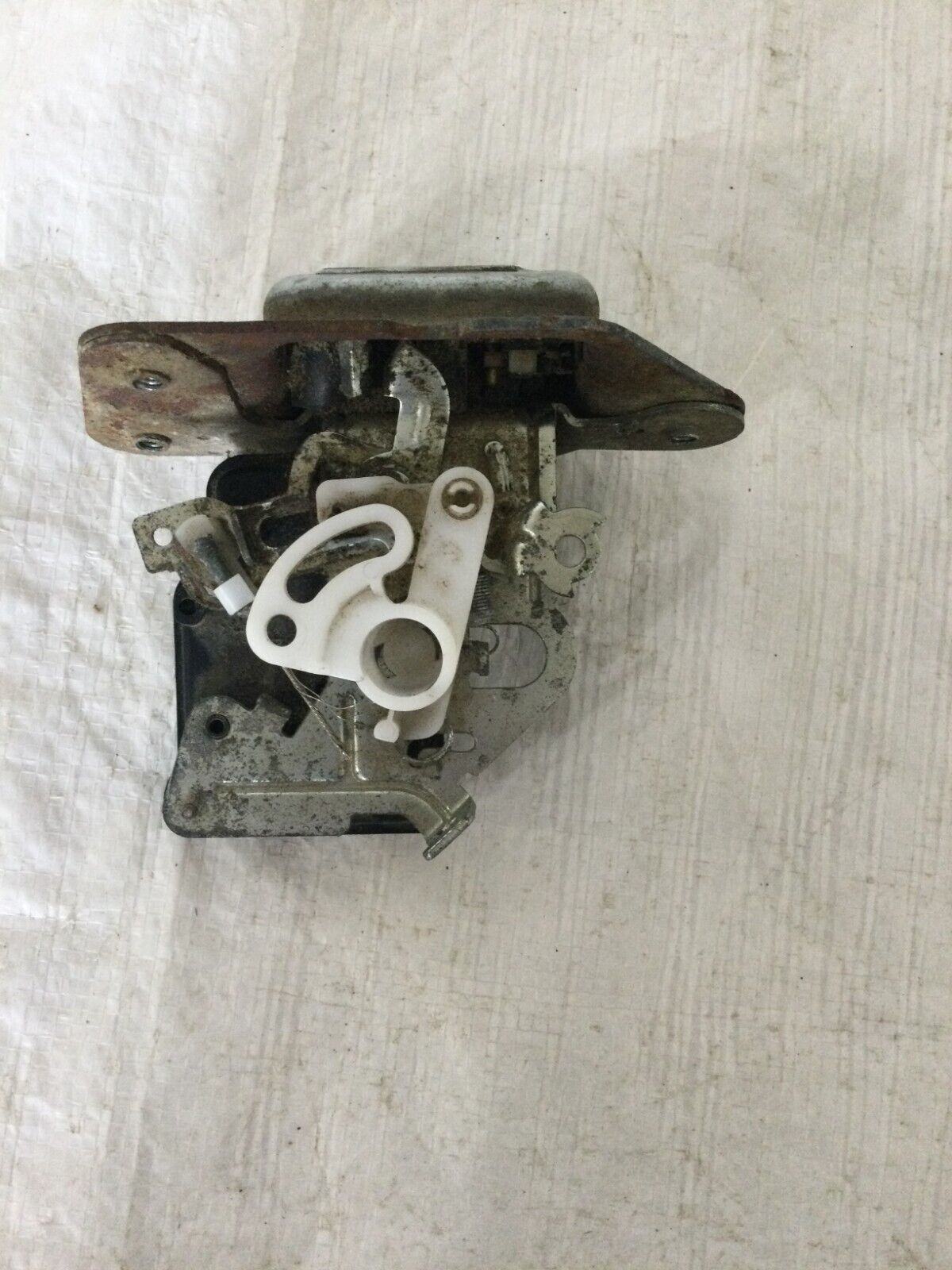 2007-2011 Dodge Nitro Rear Left Driver Side Door Latch Actuator OEM