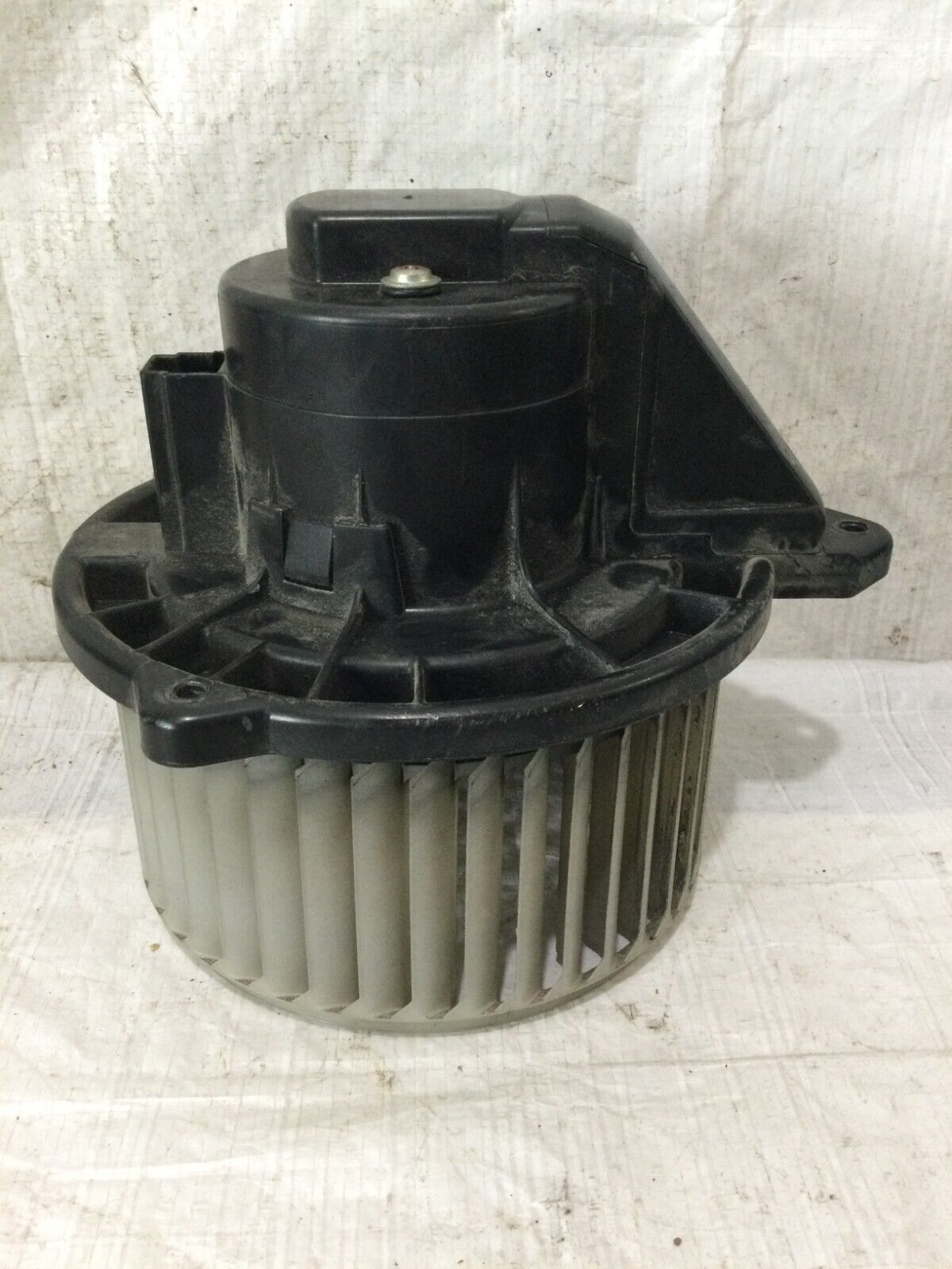 2005 Dodge Ram 1500 A/C Heater A/C Heater Blower Motor OEM AY166100-0393