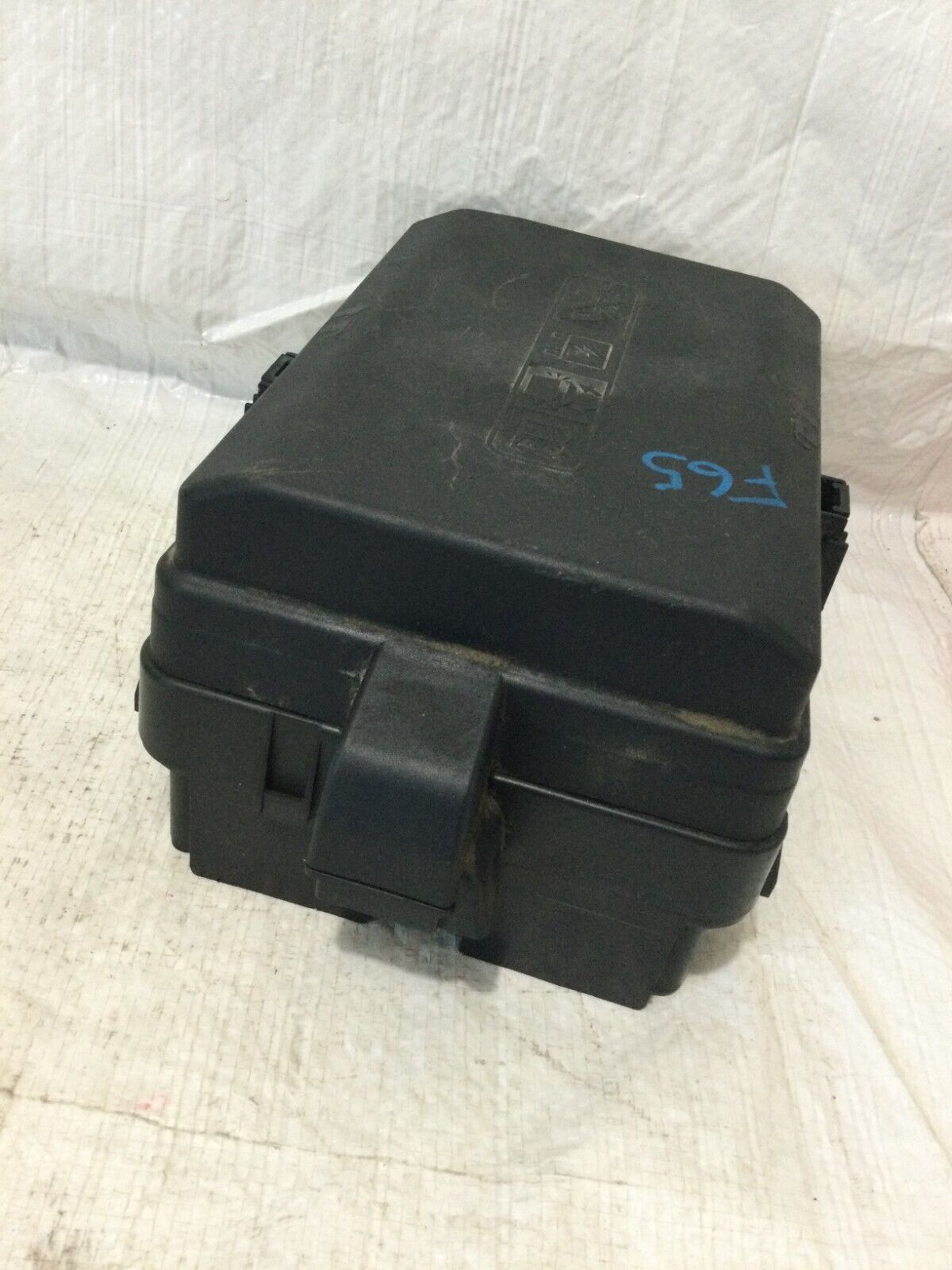 2019-2022 GMC Sierra 3500HD Fuse & Relay Junction Block 84958052