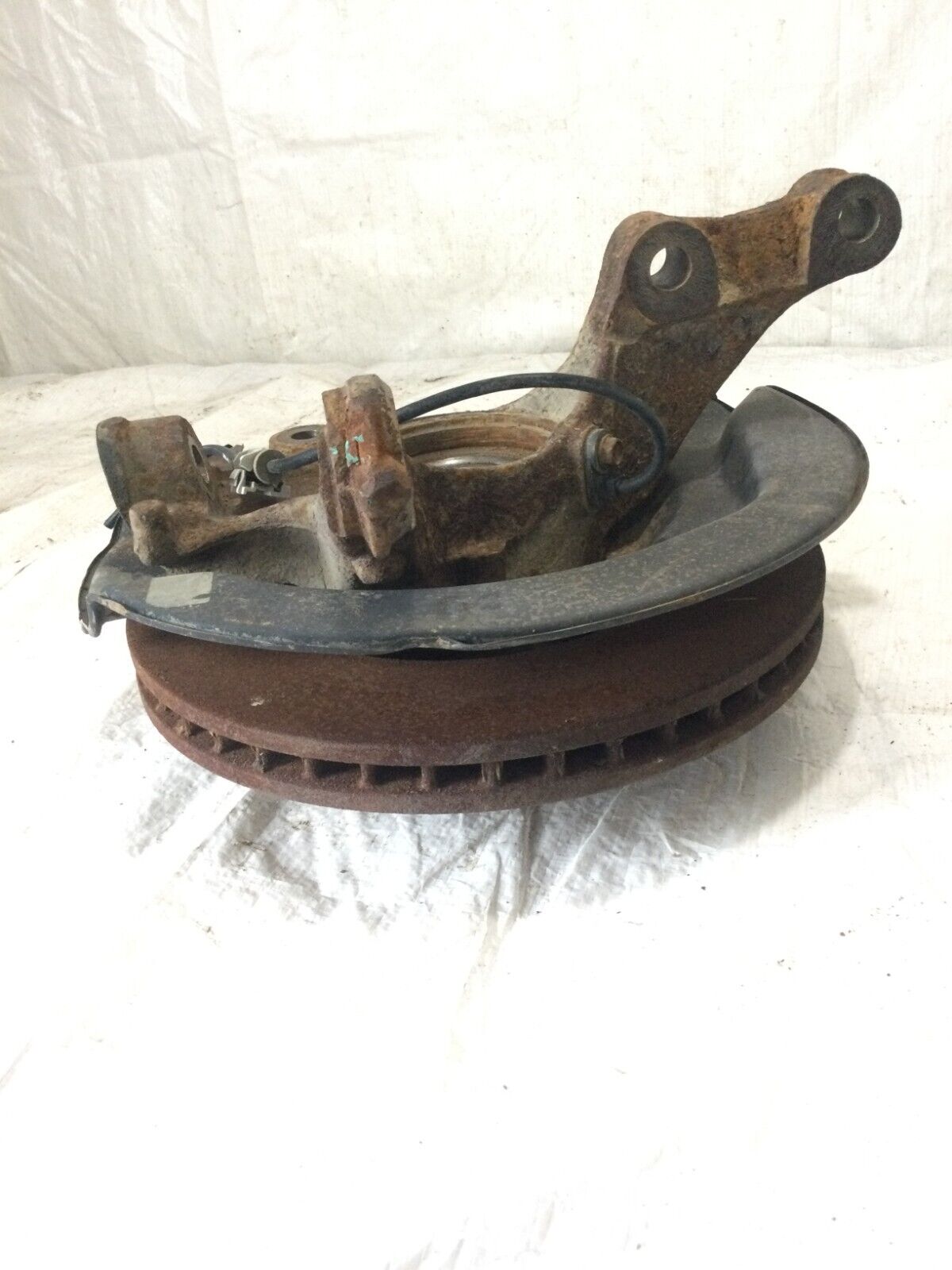 2007 Honda Odyssey Front Right Spindle Knuckle Bearing Hub OEM