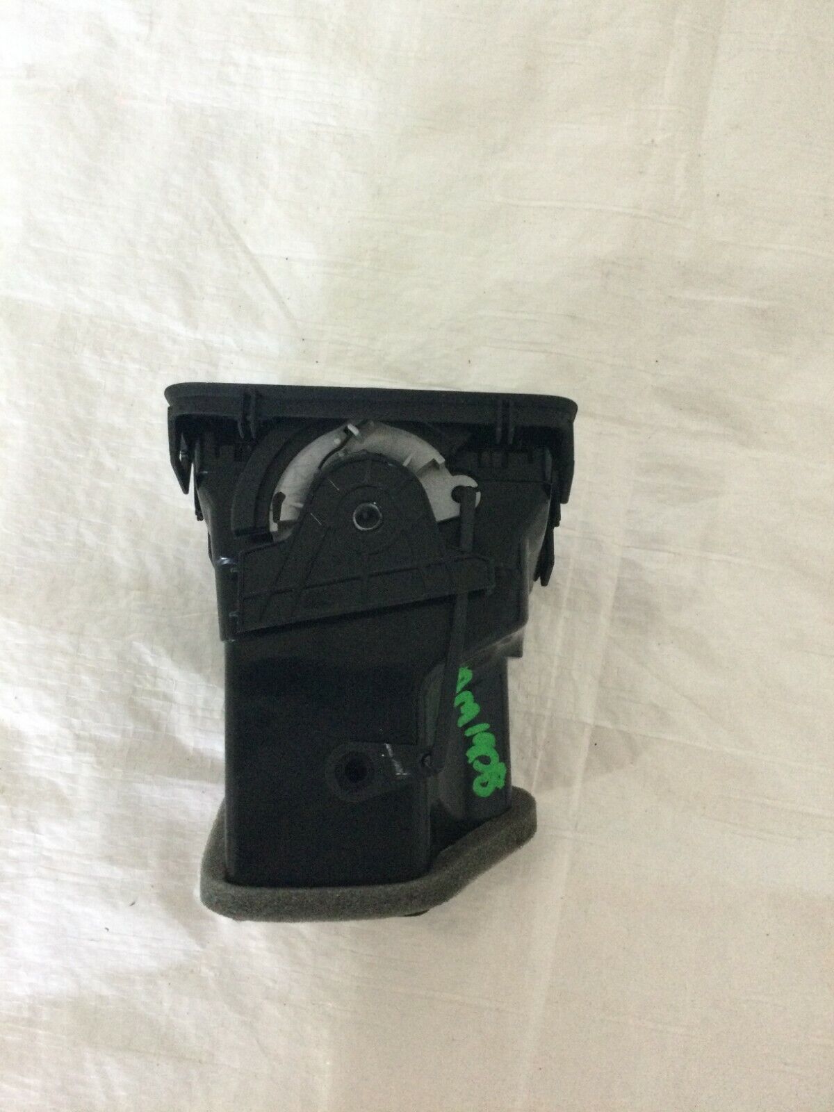 2006 Volkswagen Jetta Right Passenger Side Dash Air Vent 1K0819710 OEM