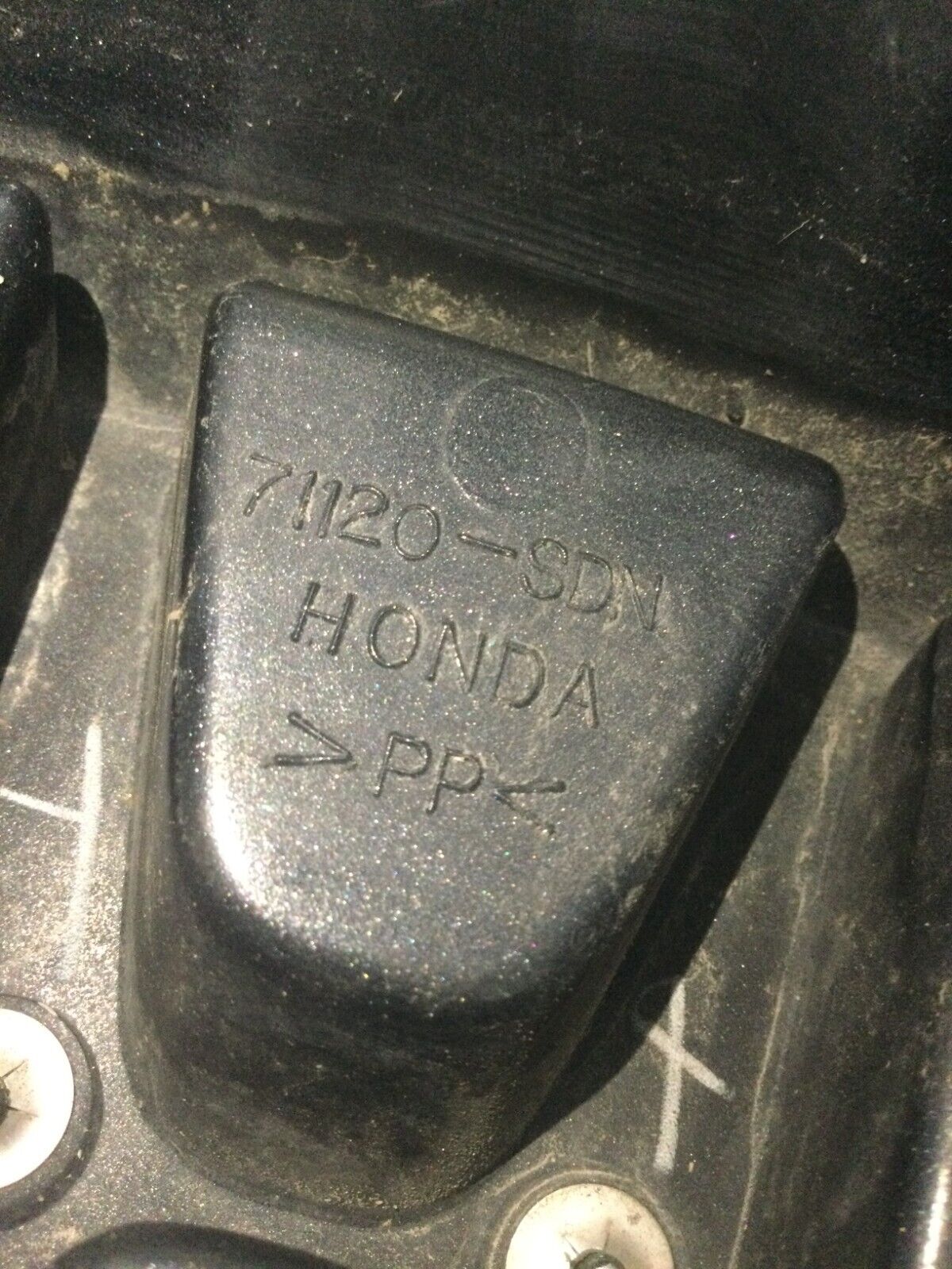 2003-2007 Honda Accord Coupe Front Grille Grill W/ Emblem OEM