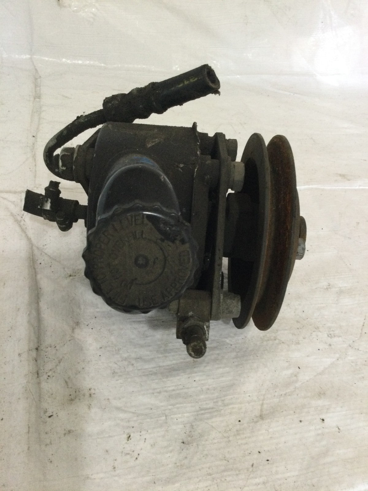 1984 Jaguar XJS 5.3L Power Steering Pump OEM
