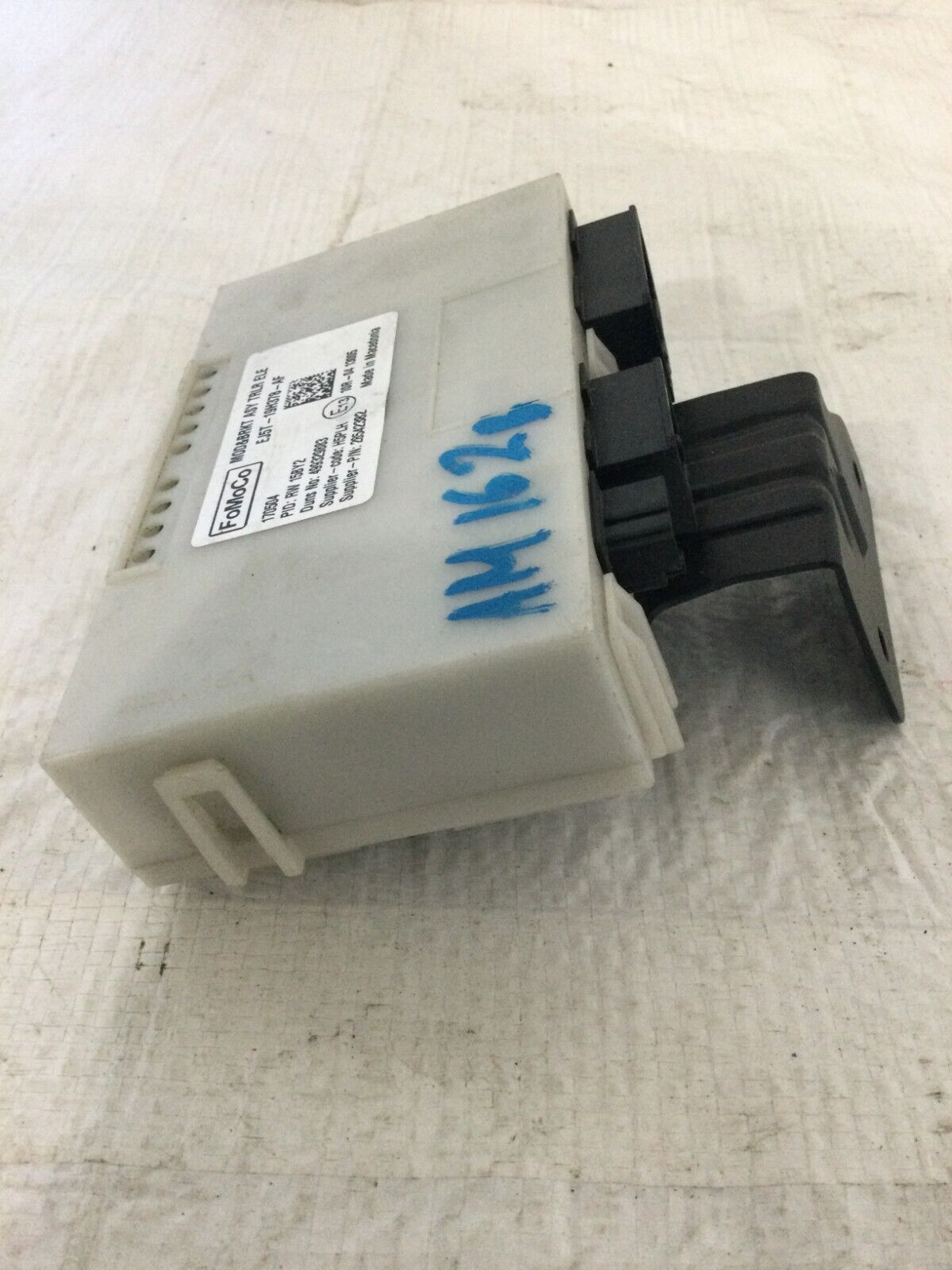 2017 Ford Escape Trailer Tow Control Module EJ5T19H378AF OEM