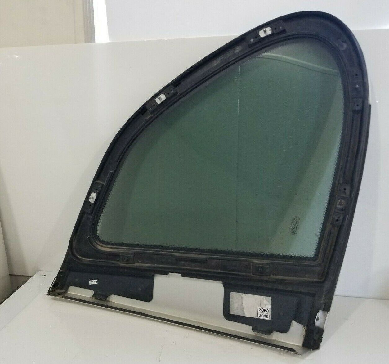 2005 Porsche Cayenne Quarter Window Glass Right Passenger Side Tinted OEM RH
