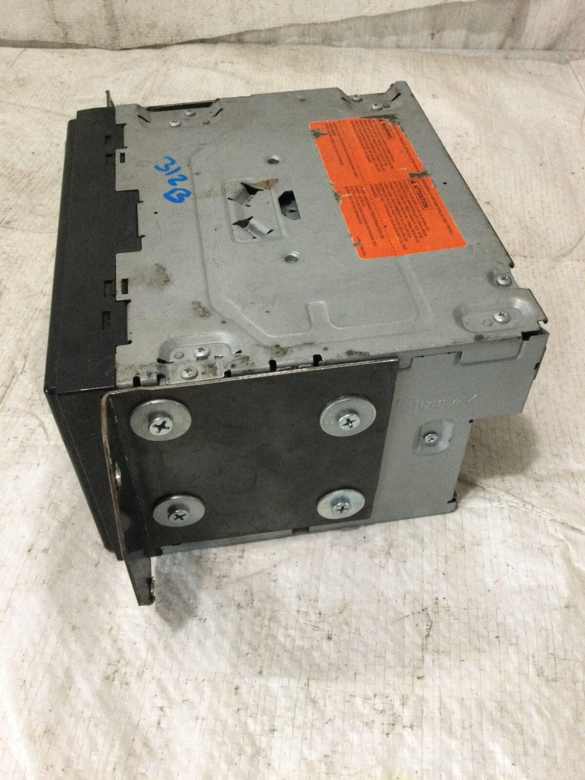 Pioneer AVH-211EX Double DIN 6.2" CD/DVD Stereo Receiver Bluetooth OEM