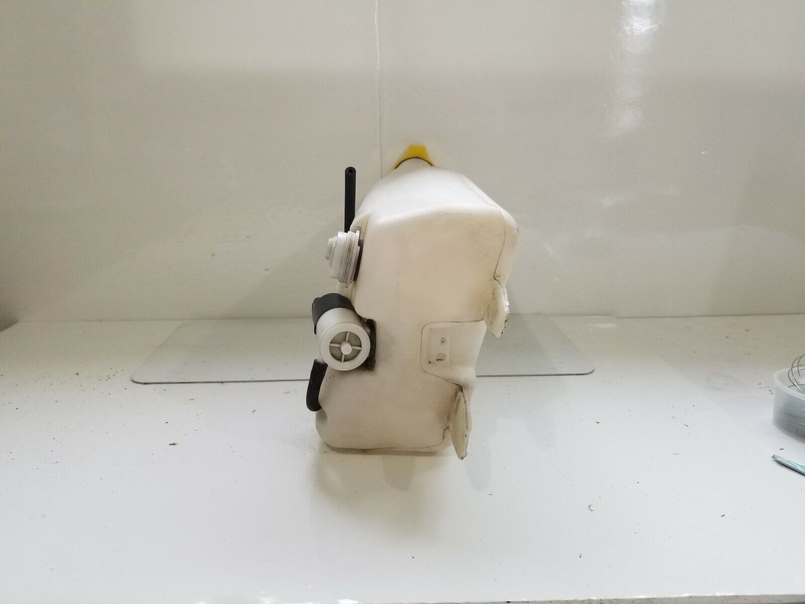 2004 Dodge Ram 1500 Windshield Washer Fluid Reservoir Tank 55077319AA OEM