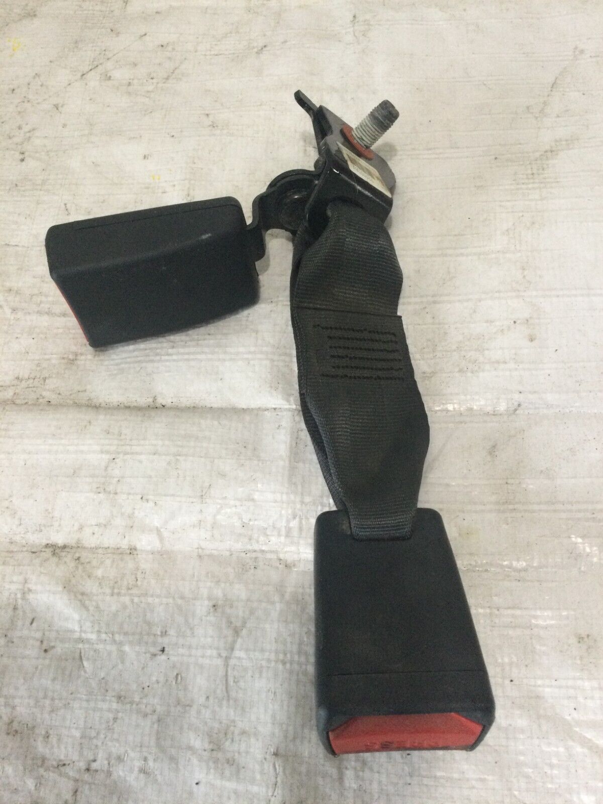 2017 Hyundai Elantra  Rear Left Center Seat Belt Buckle OEM