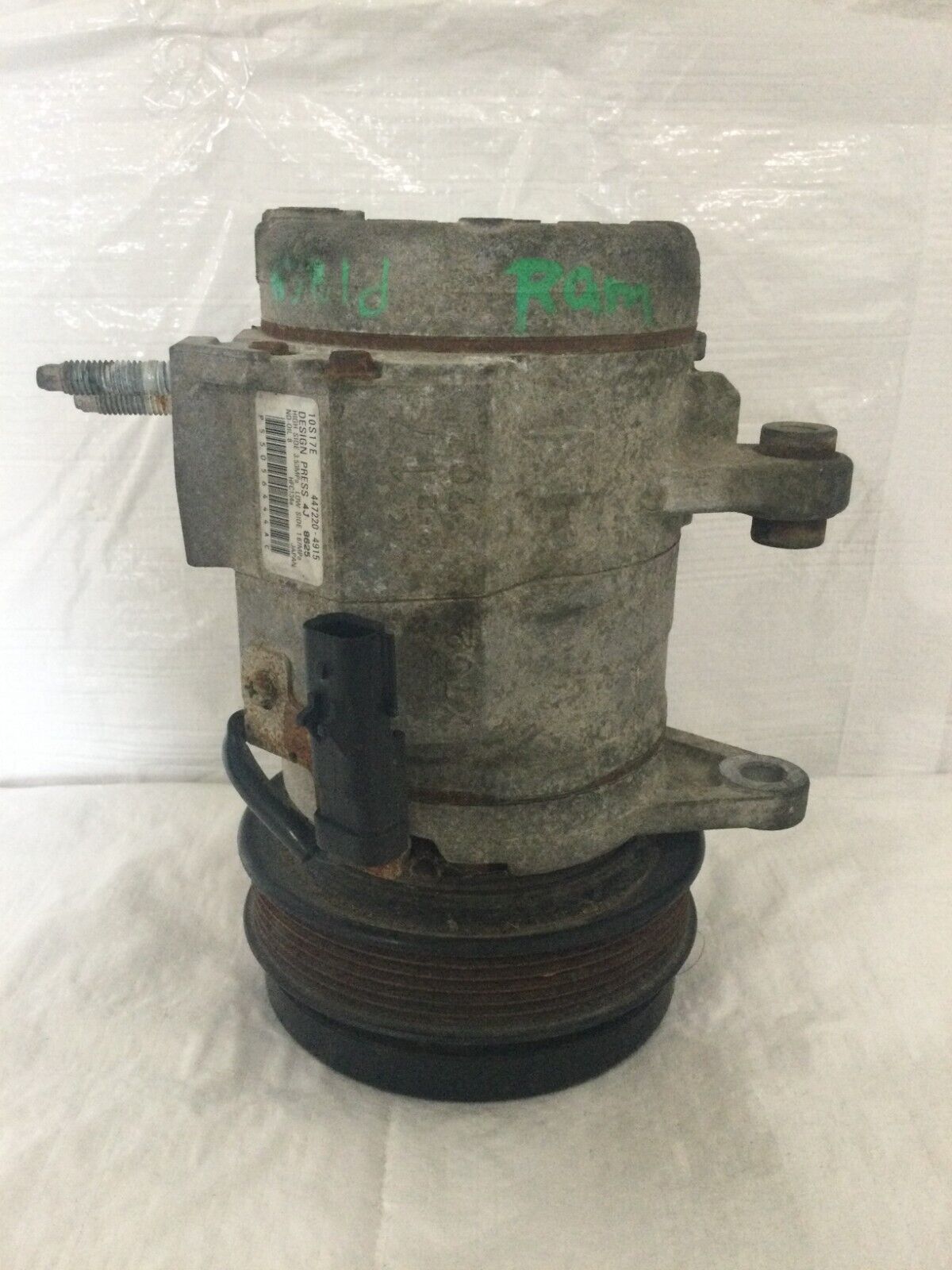 2007 Dodge Ram 1500 A/C Compressor OEM 4.7L  55056444AC
