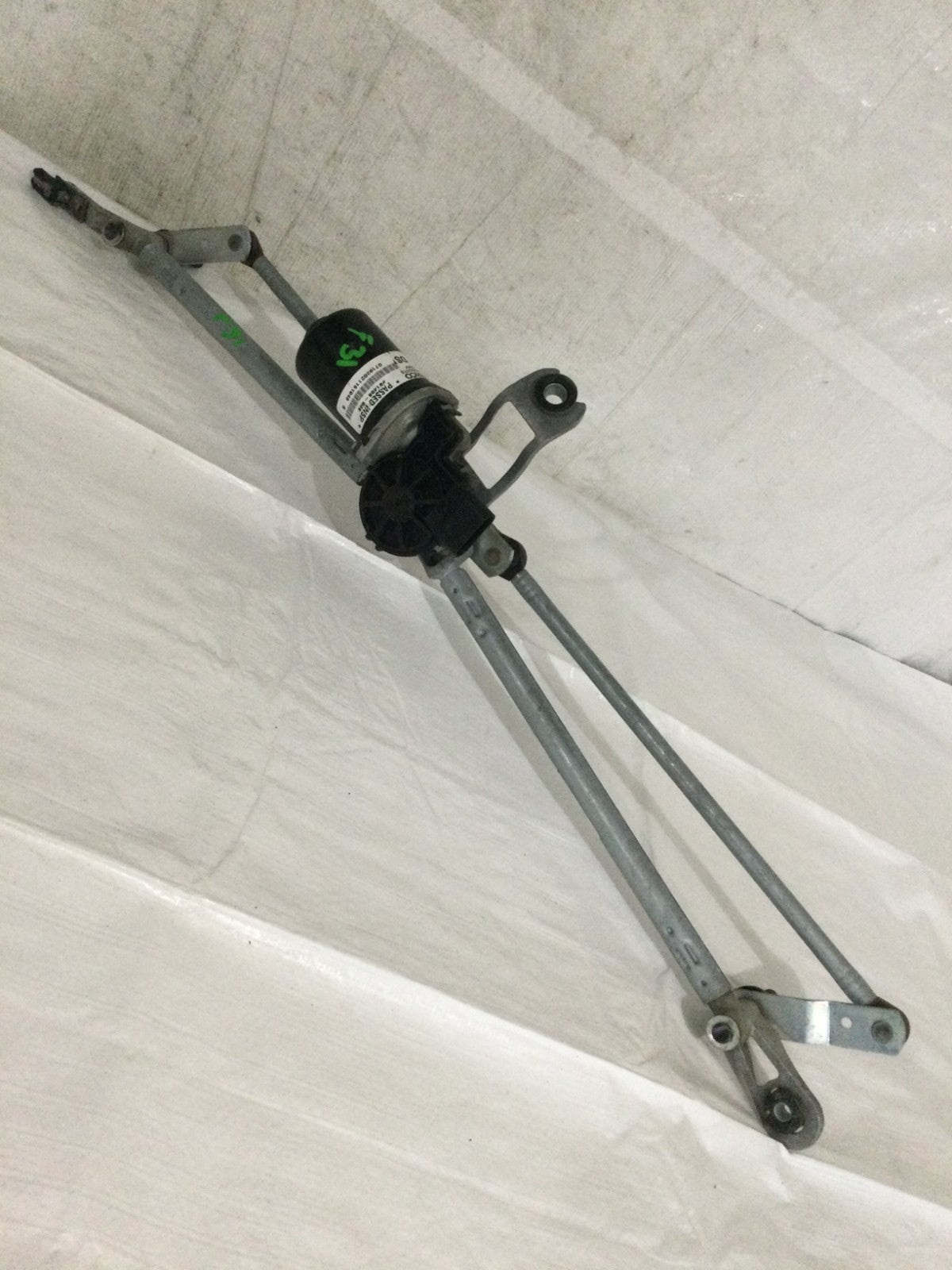 2021 Dodge Ram 3500 Windshield Wiper Motor W/ Linkage OEM 55372141AL