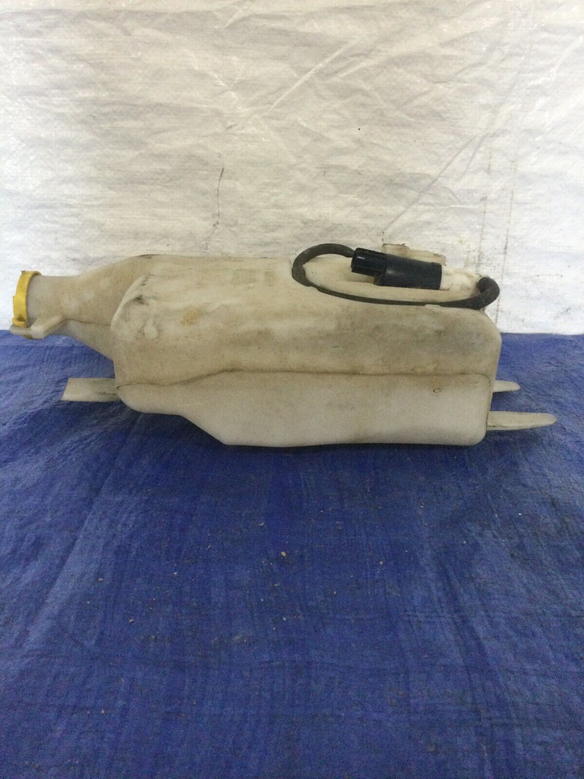 2004 Dodge Ram 1500 Windshield Washer Fluid Reservoir Tank 55077319AA OEM