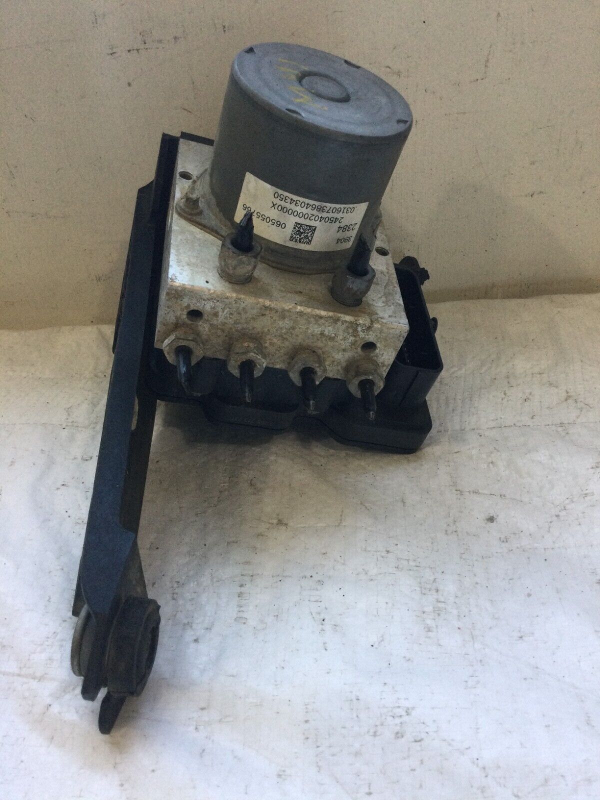 2016-2018 Chevrolet Cruze Abs Pump Control Module OEM