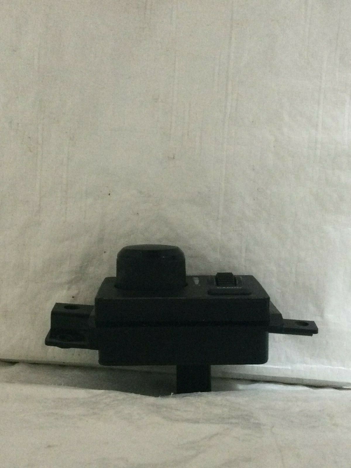 2006 2007 2008 Dodge Ram 2500 Headlight Switch 56049636AD OEM