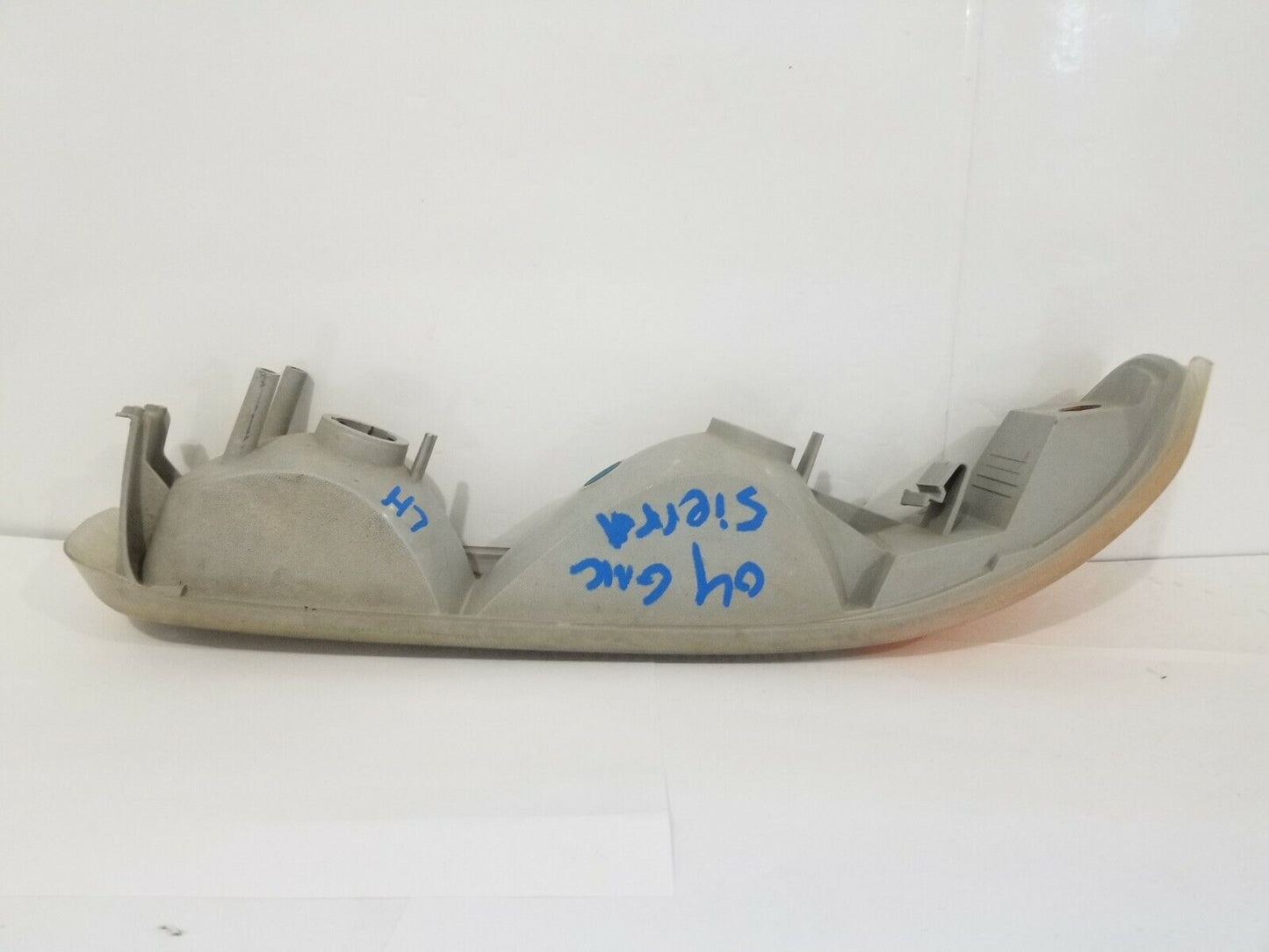 2004 GMC Sierra 1500 Turn Signal Left Driver Side OEM LH