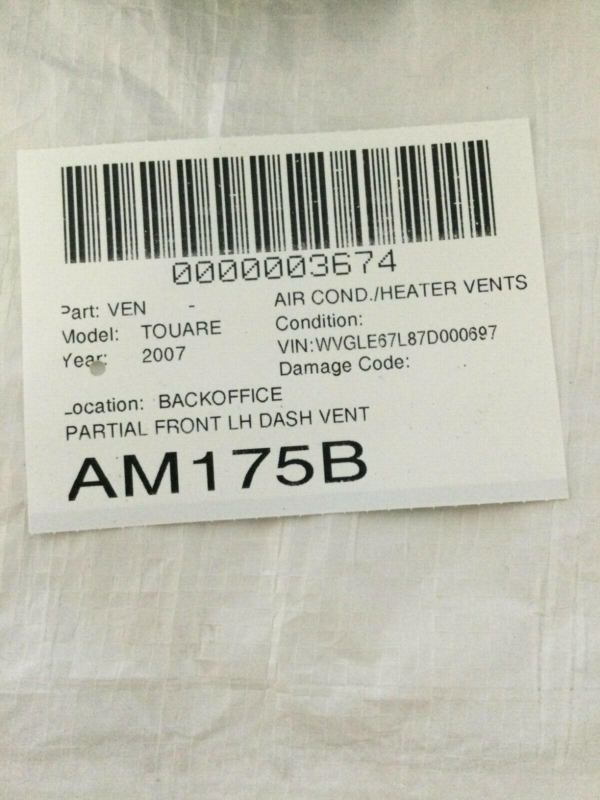 2004-2007 Volkswagen Touareg Front Left Dash Air Vent OEM 7L6819703J