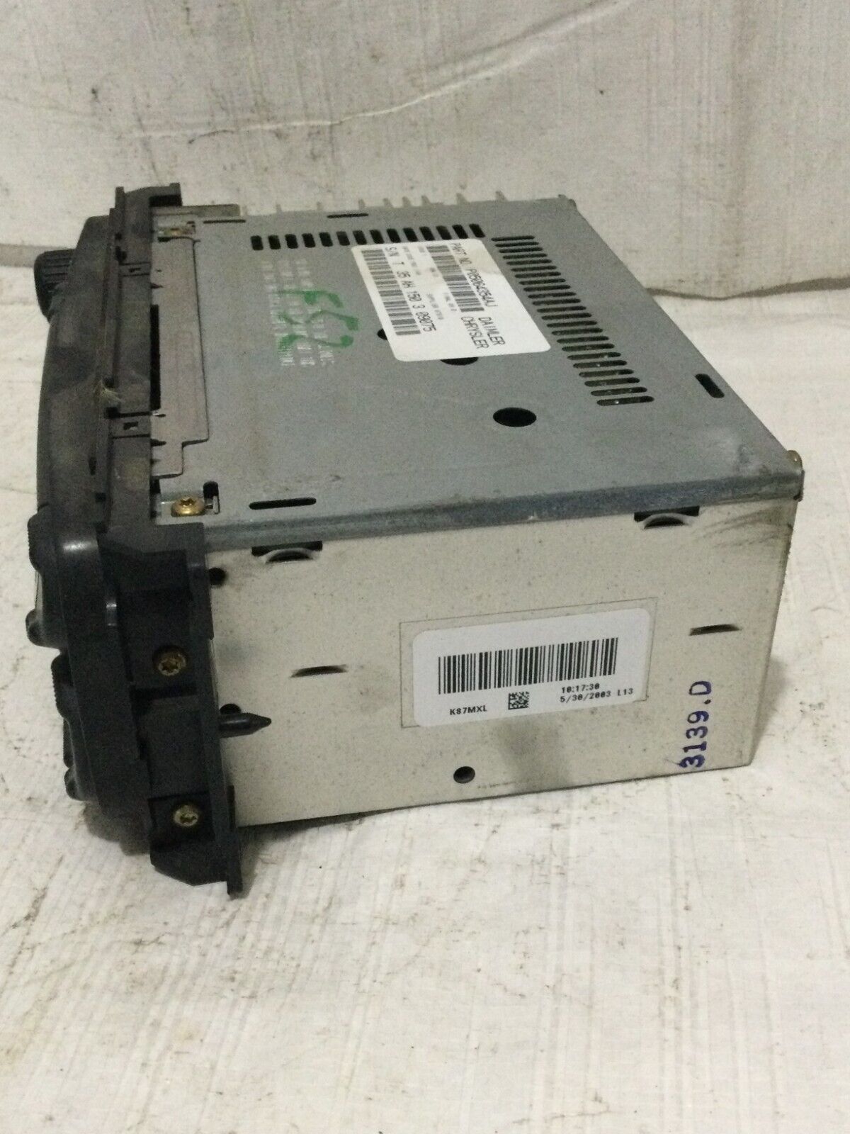 2003-2007 Chrysler Dodge Jeep Ram 2500 P05091556AD OEM Radio CD Player