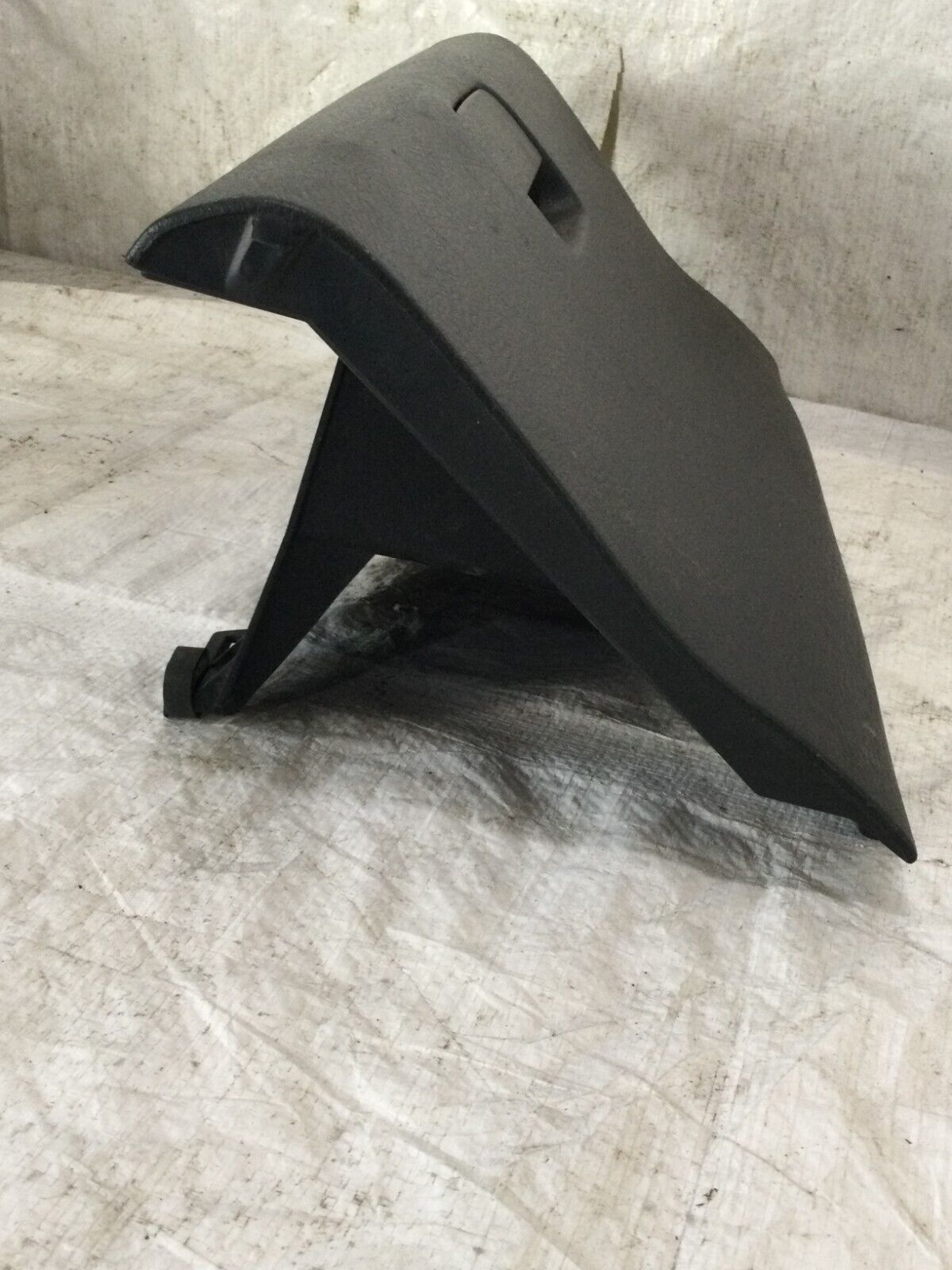 2002-2005 Dodge Ram 1500 Black Passenger Dash Glove Box 1000281DX9AA OEM