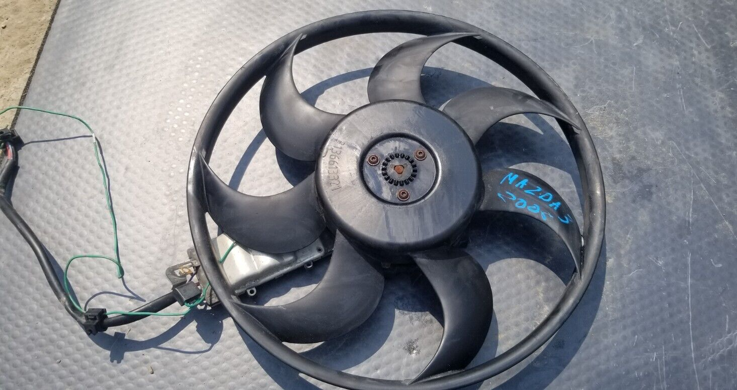 2006 Mazda 3 Electric Radiator Cooling Fan W/ Module 1137328148
