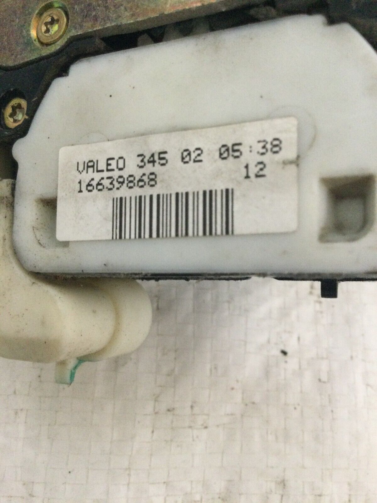 2003-2006 Cadillac Escalade EXT Front Right Door Lock Actuator OEM 16639868