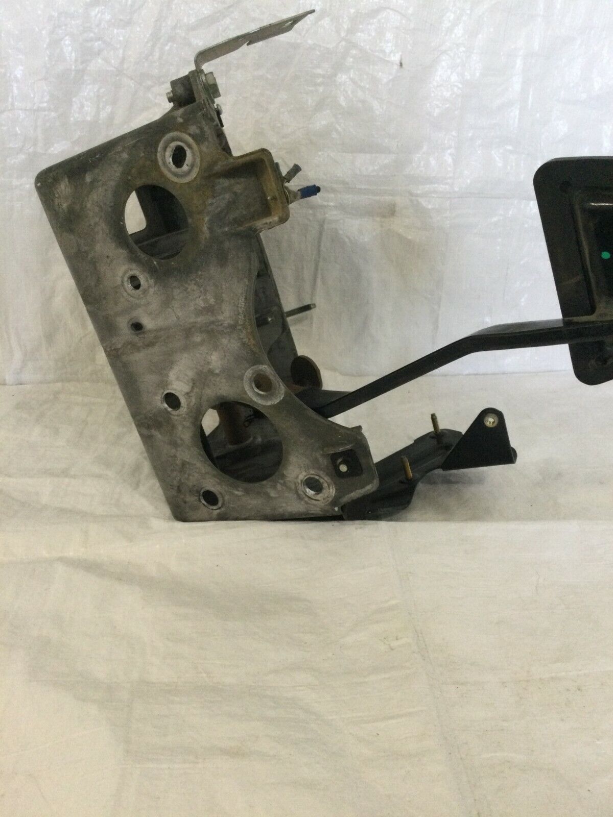 2006-2007 Dodge Ram 2500 Steering Column Brake Pedal W/ Bracket OEM 55351190AE