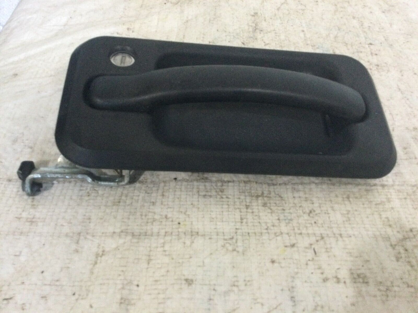 2005-207 Hummer H2 Front Left Driver Side Exterior Door Handle OEM 15104790