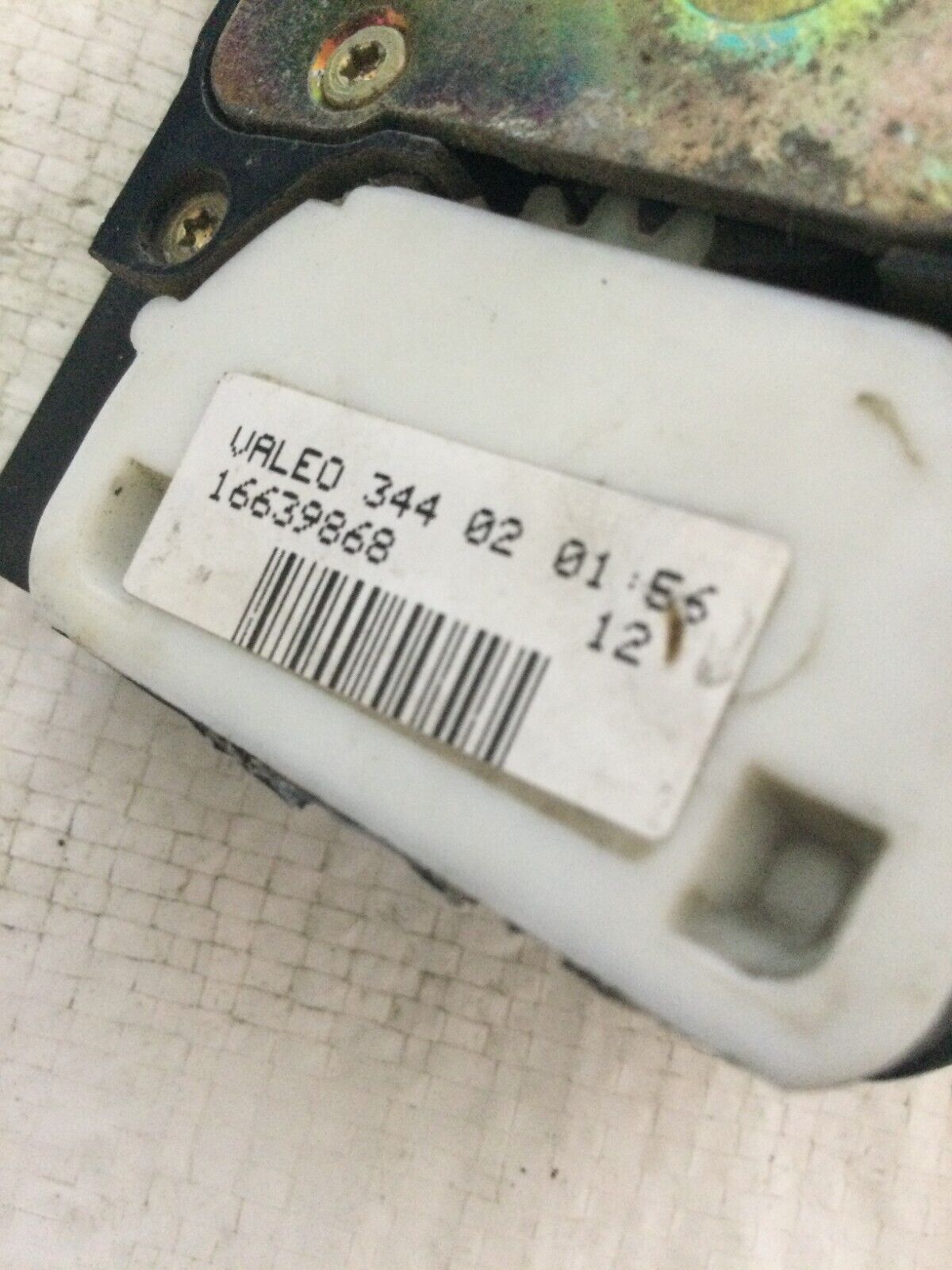 2003-2006 Cadillac Escalade EXT Rear Right Door Lock Actuator OEM 16639868