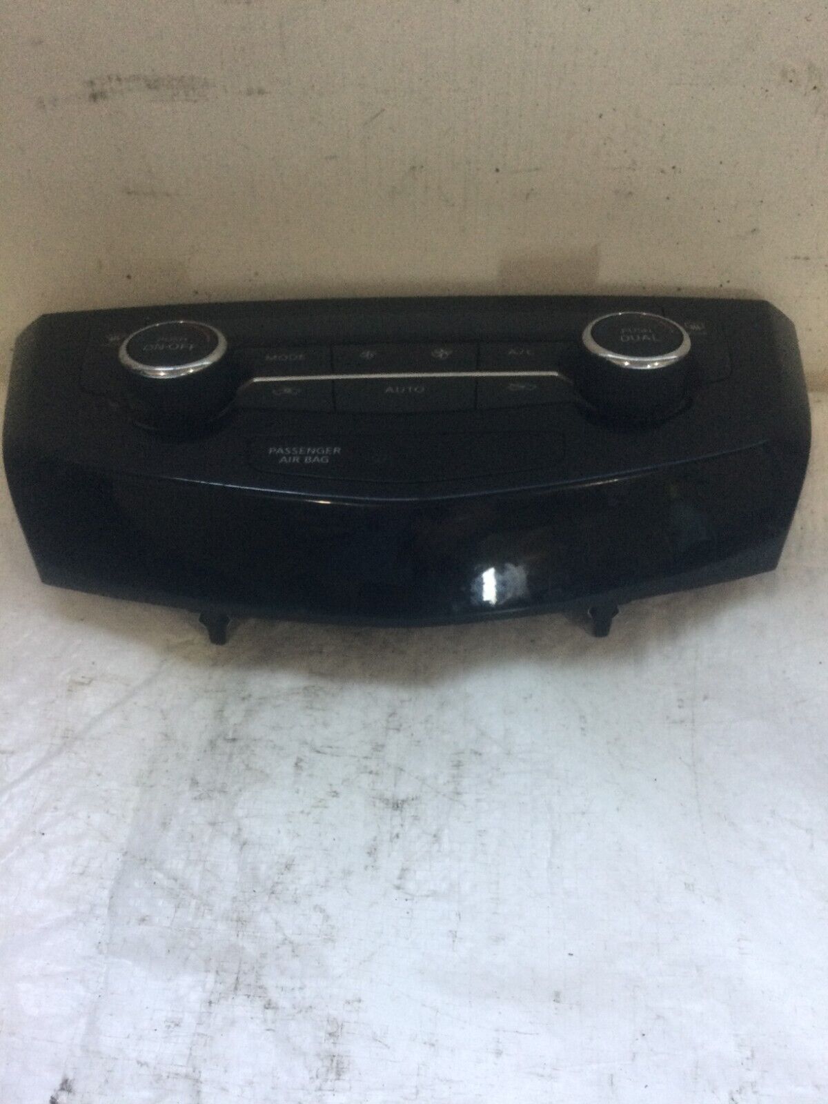 2017 2018 2019 Nissan Rogue AC Heater Climate Control Temp Module 27500-7FE0A