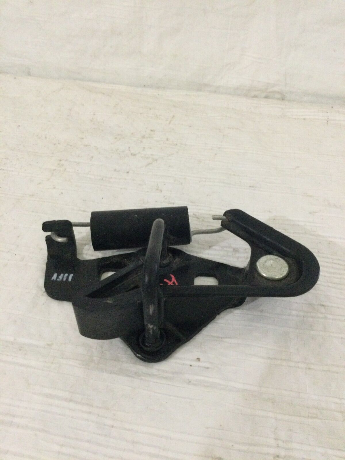2019 Ford Taurus Lid Lock Latch Striker Release OEM
