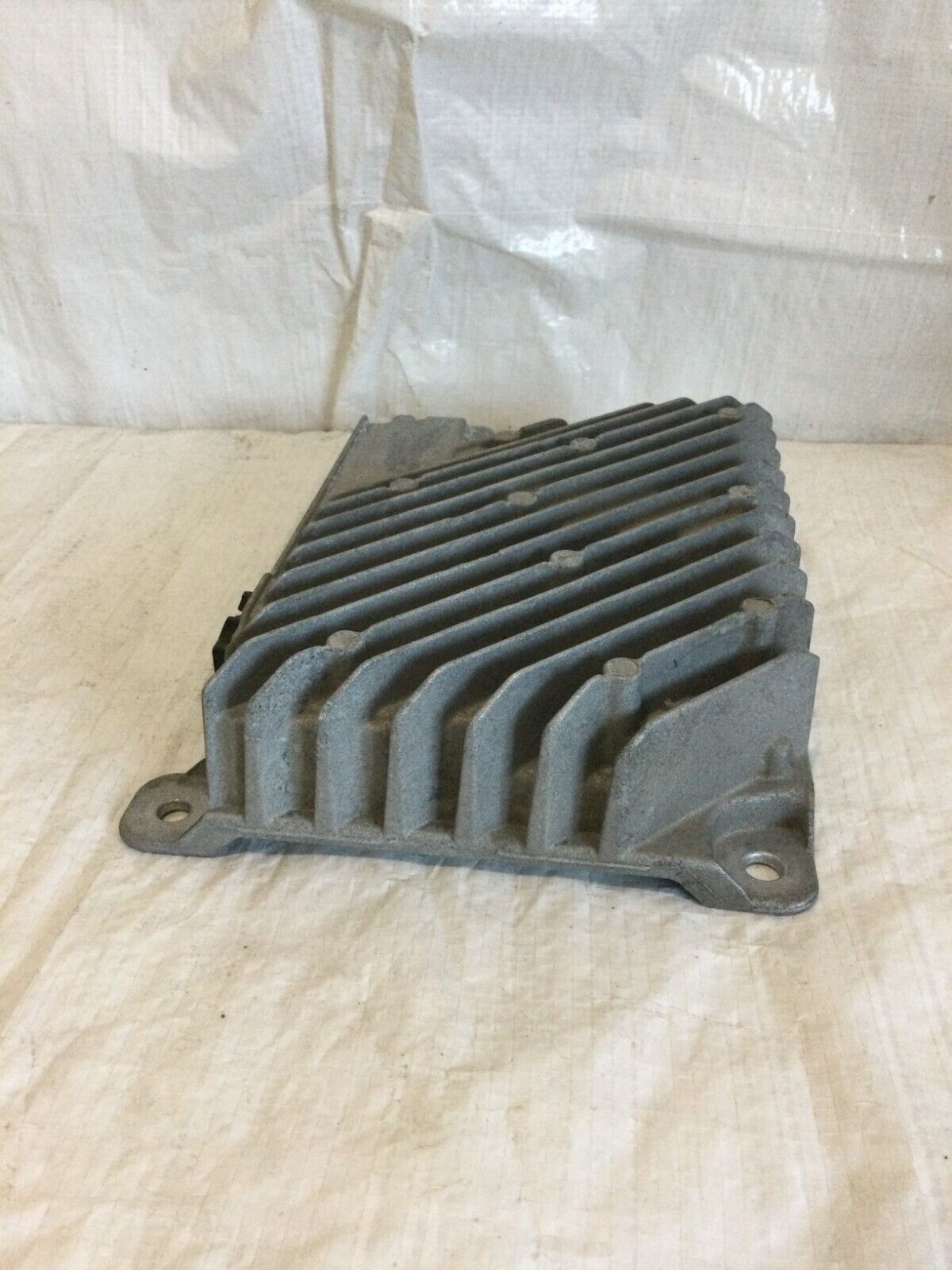 2019 GMC Sierra 1500 Audio Radio Amp Amplifier OEM 84499331