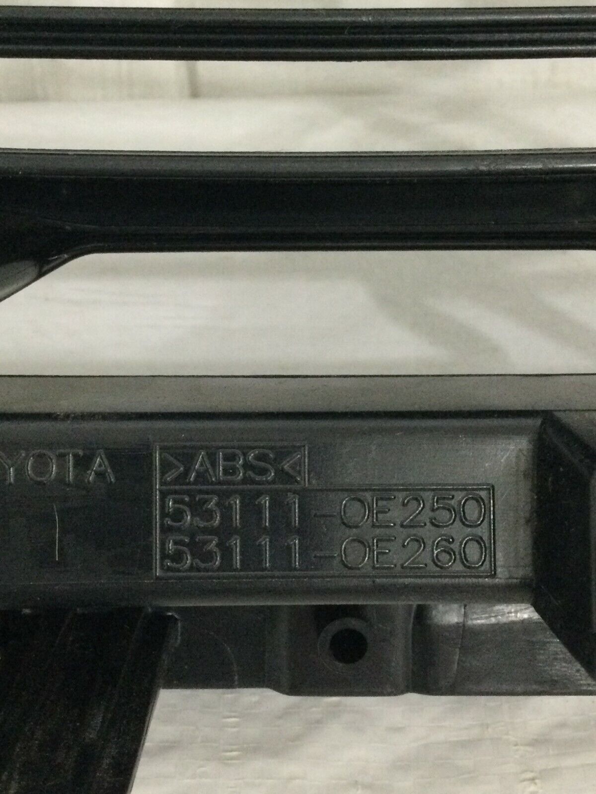 2020 2021 Toyota Highlander Front Upper Grille Grill 53111-0E250 OEM