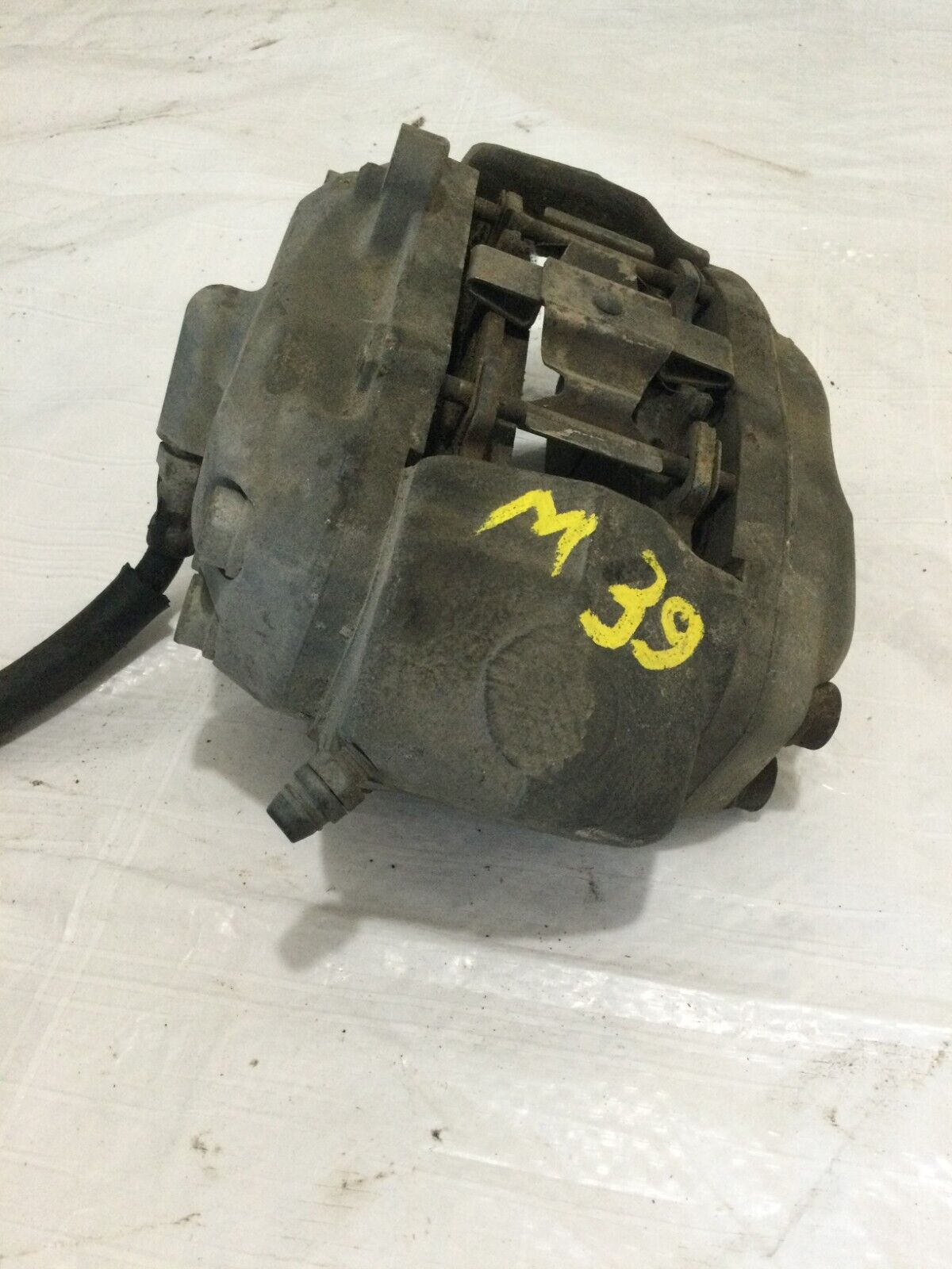 2004 Mercedes-Benz S-Class Front Left  Brake Caliper OEM