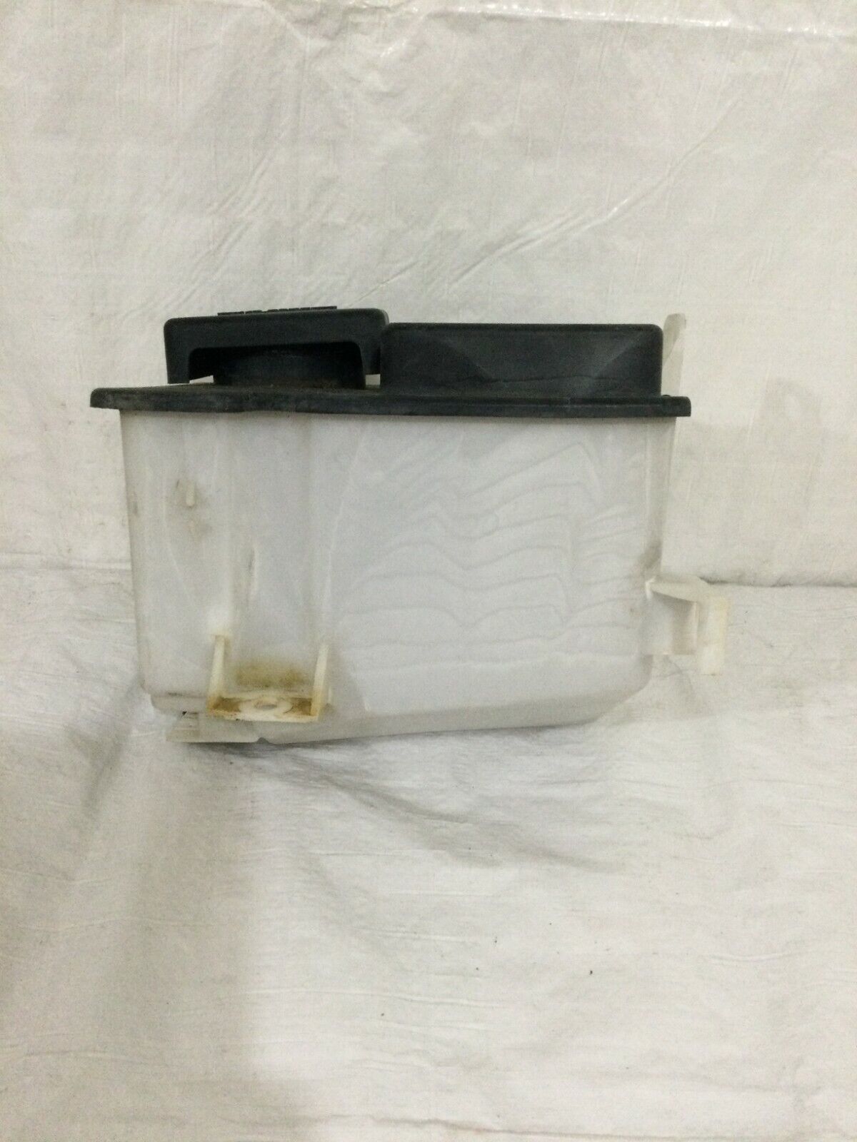 2007 Ford F-250SD F250 Super Duty Windshield Washer Bottle OEM