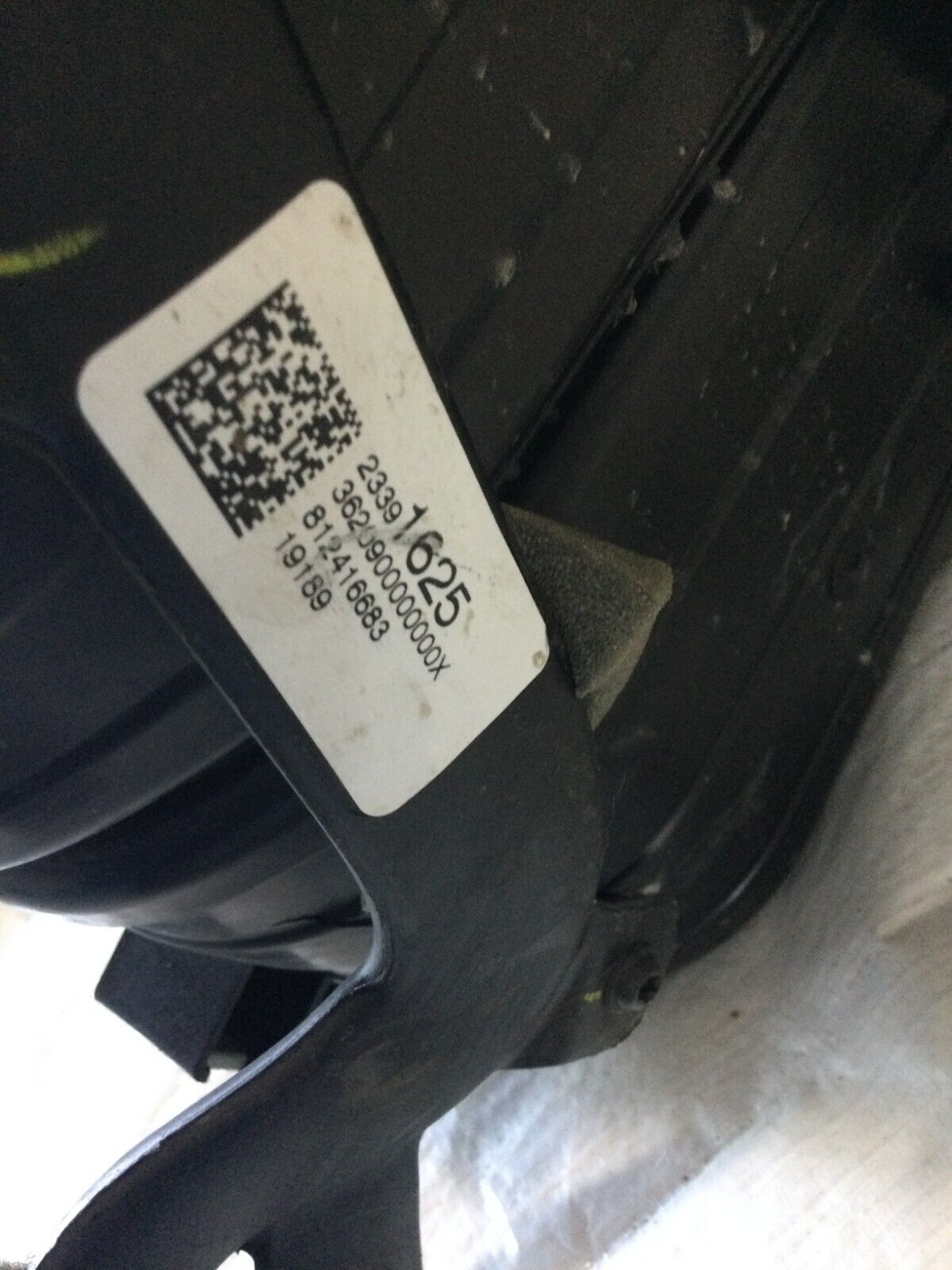 2019 GMC Sierra 1500 Heater Housing Assembly OEM ( DAMAGE )