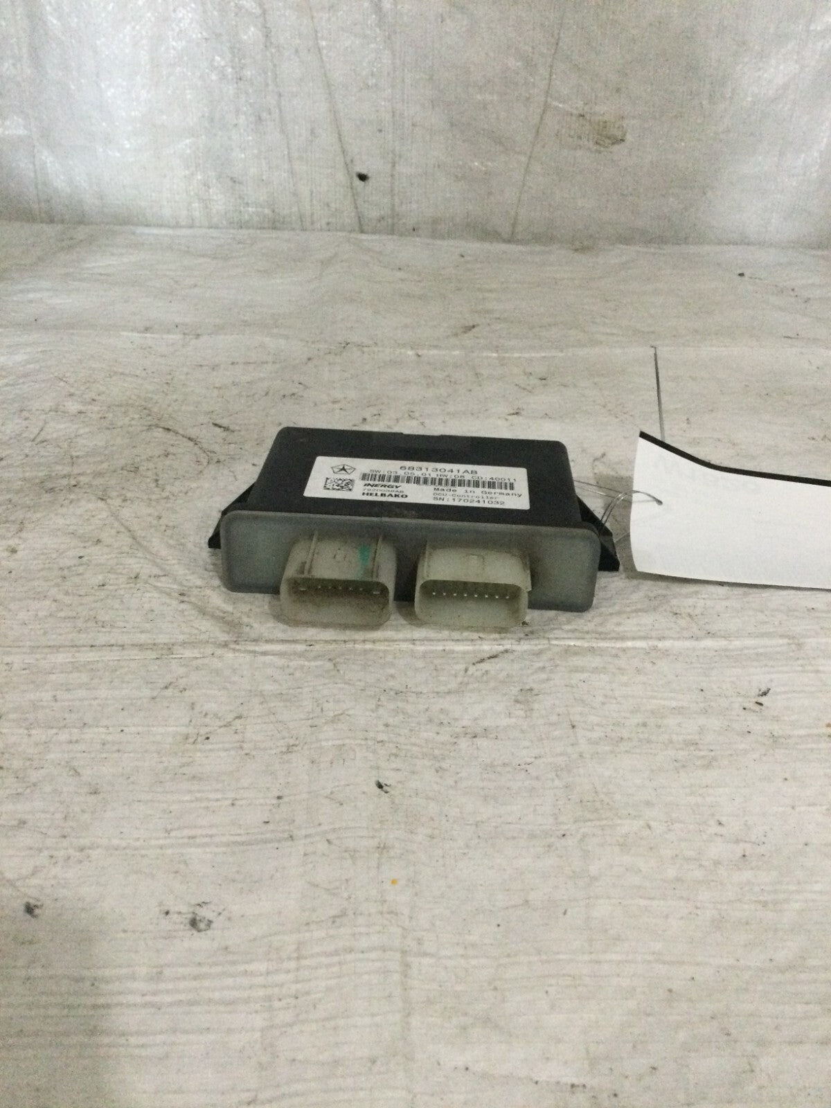 2017 Dodge Ram 3500 6.7L Diesel Exhaust Fluid Module 68313041AB OEM