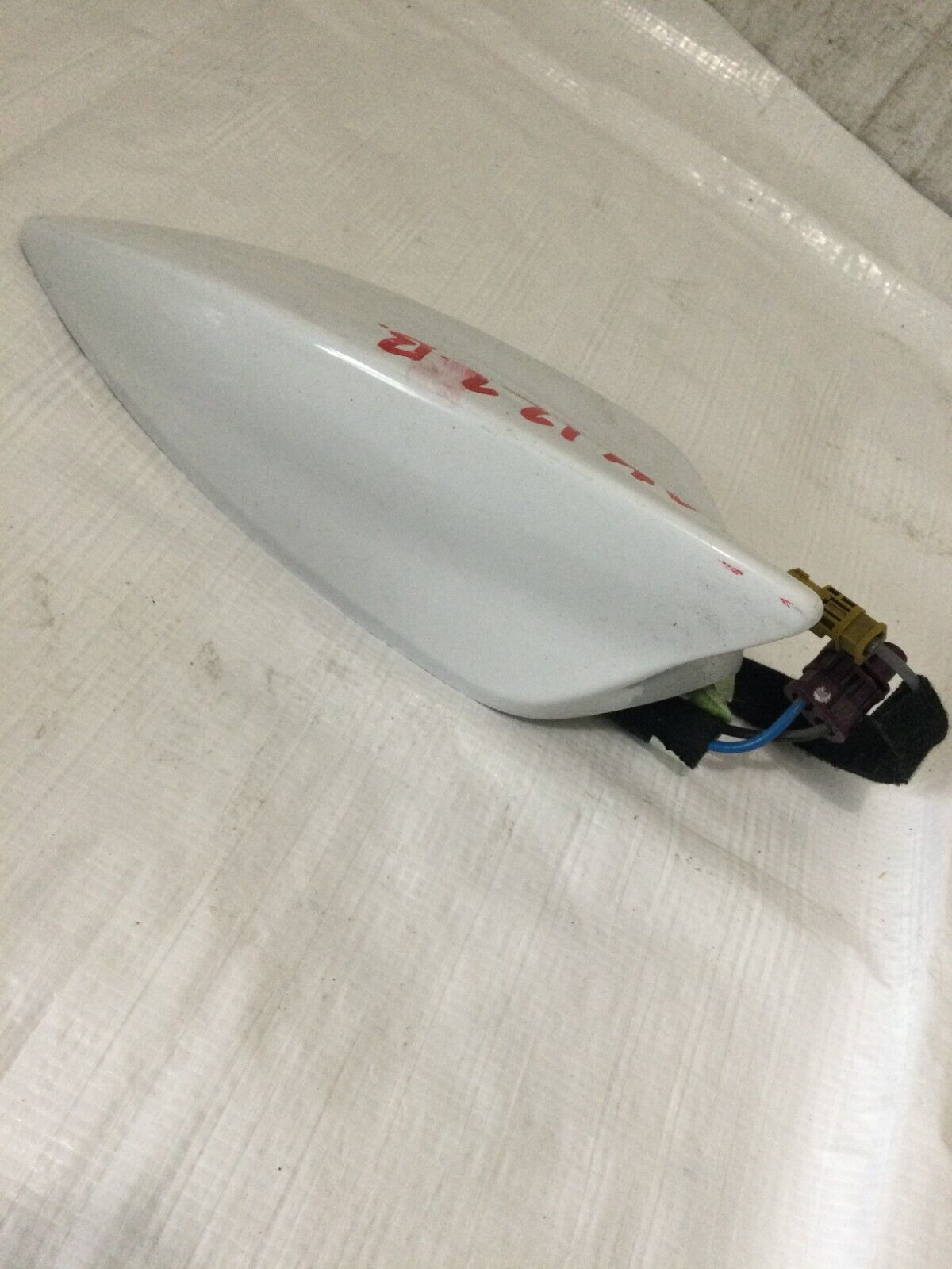 2019 Buick Regal Shark Fin Antenna OEM 23269170