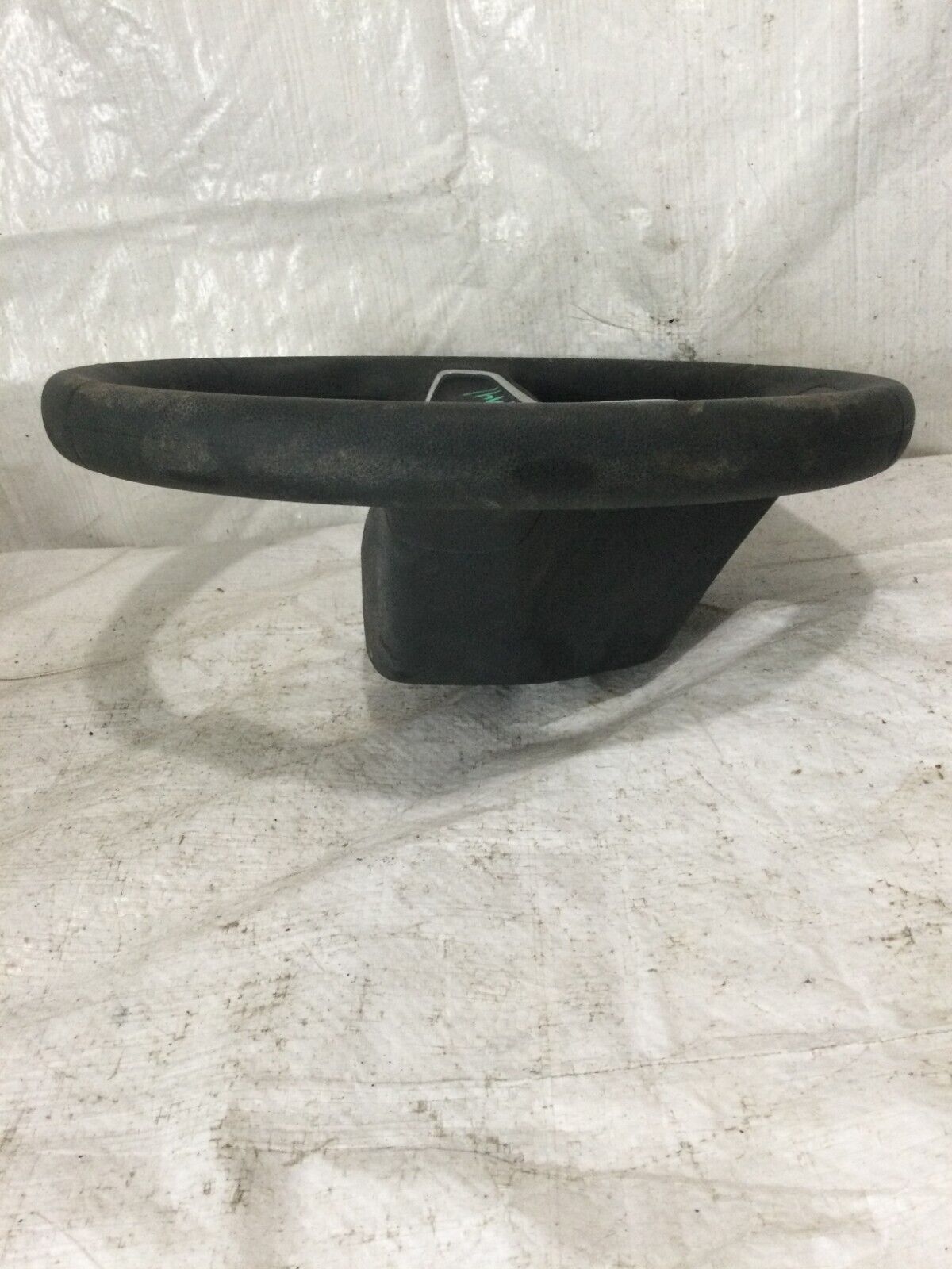 2016-2018 Chevrolet Cruze Strng Wheel  OEM 13467145