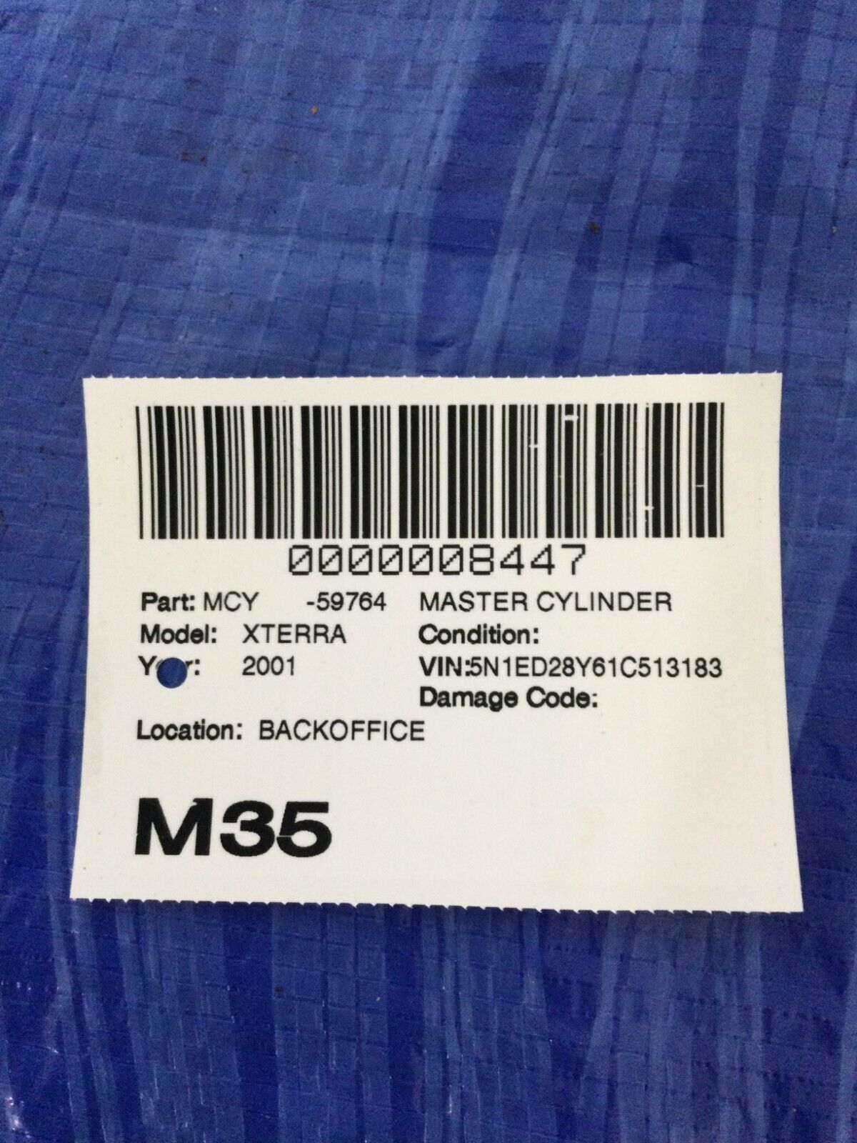 2001 Nissan Xterra Master Cylinder W/ Reservoir OEM