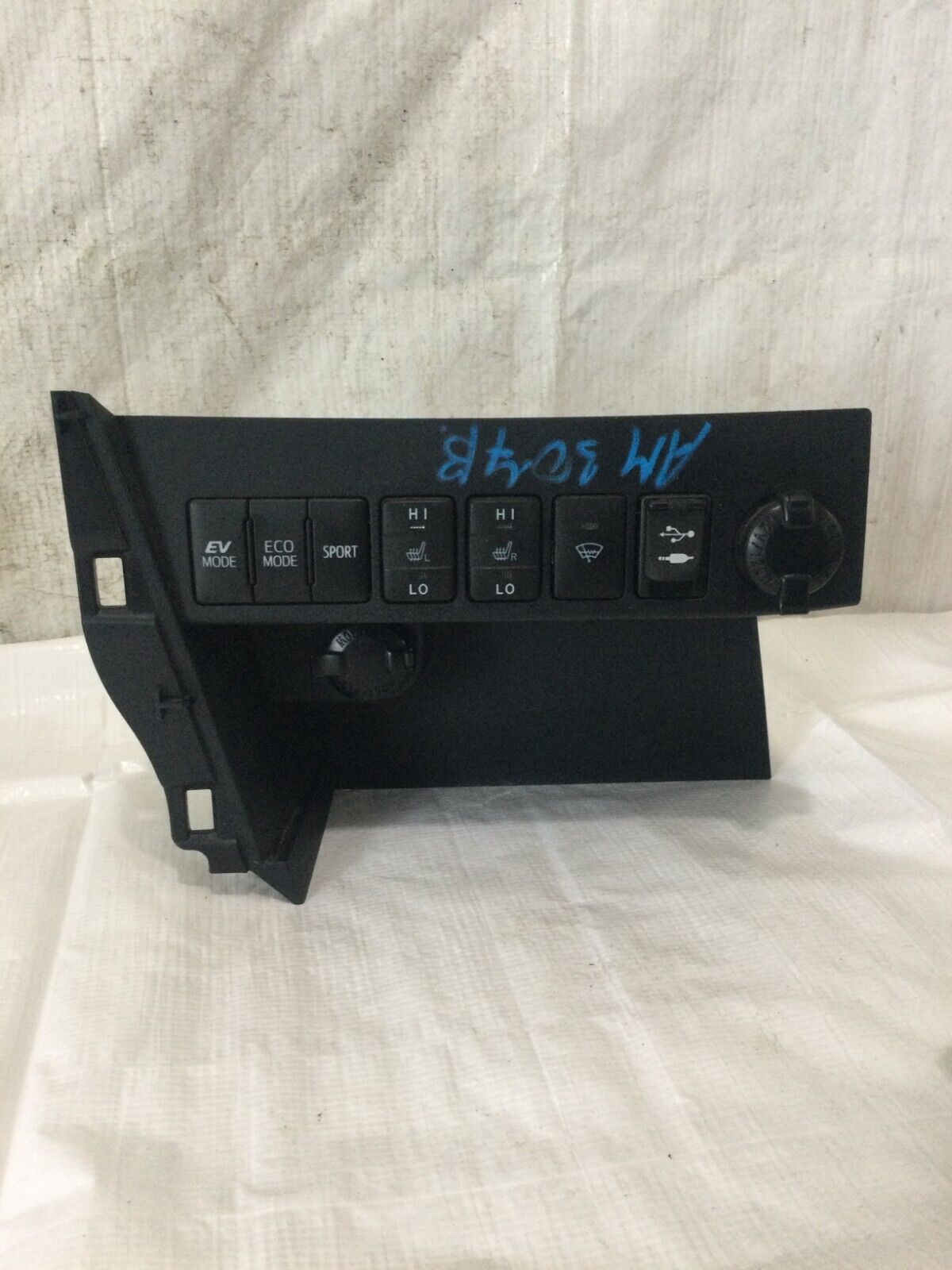 2018 Toyota RAV4 Lower Dashboard Panel W/ Switches OEM 55433-42070