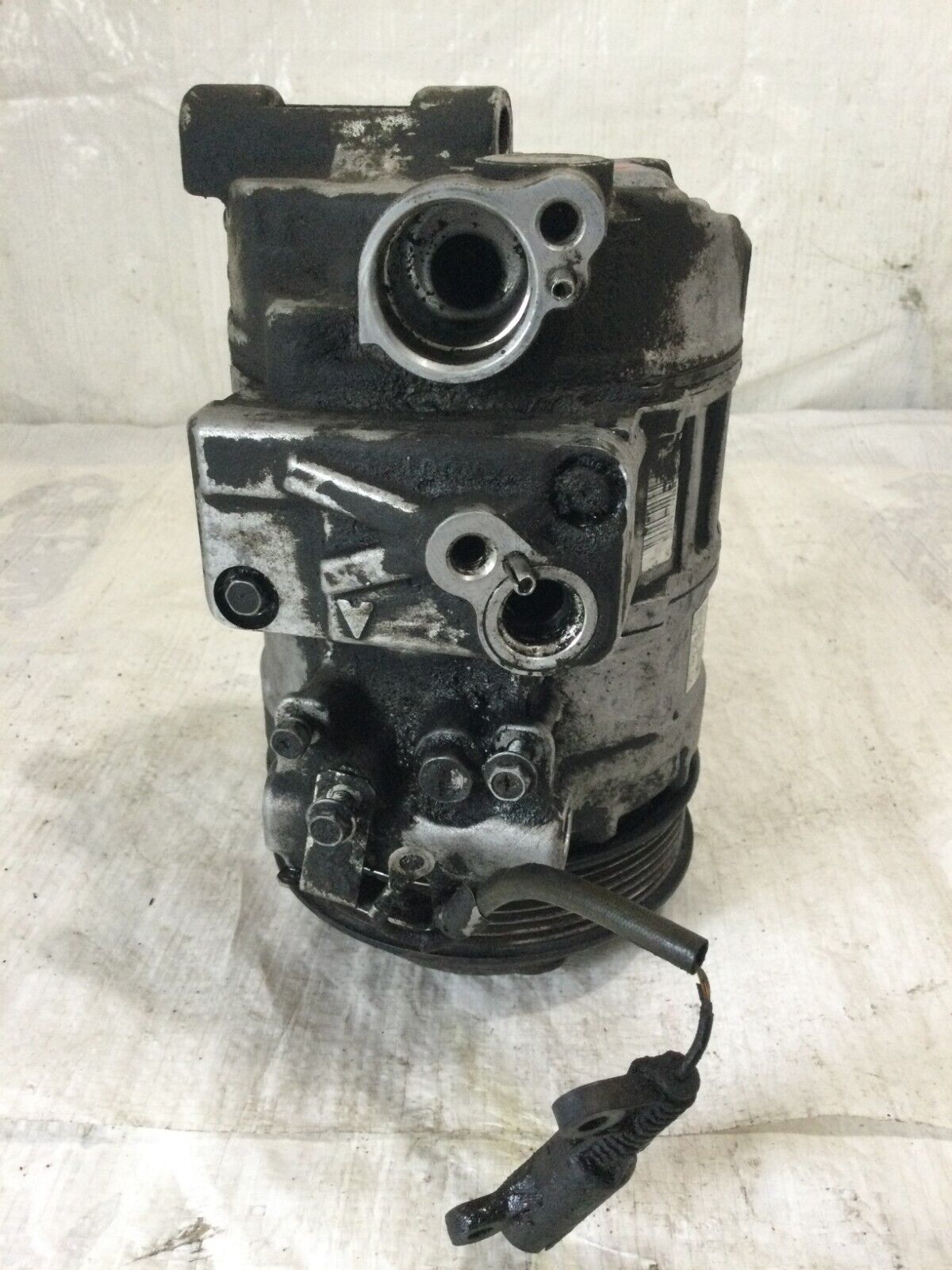 2006 Dodge Sprinter 2500 3500 A/C Air Conditioning AC Compressor OEM  A000234311