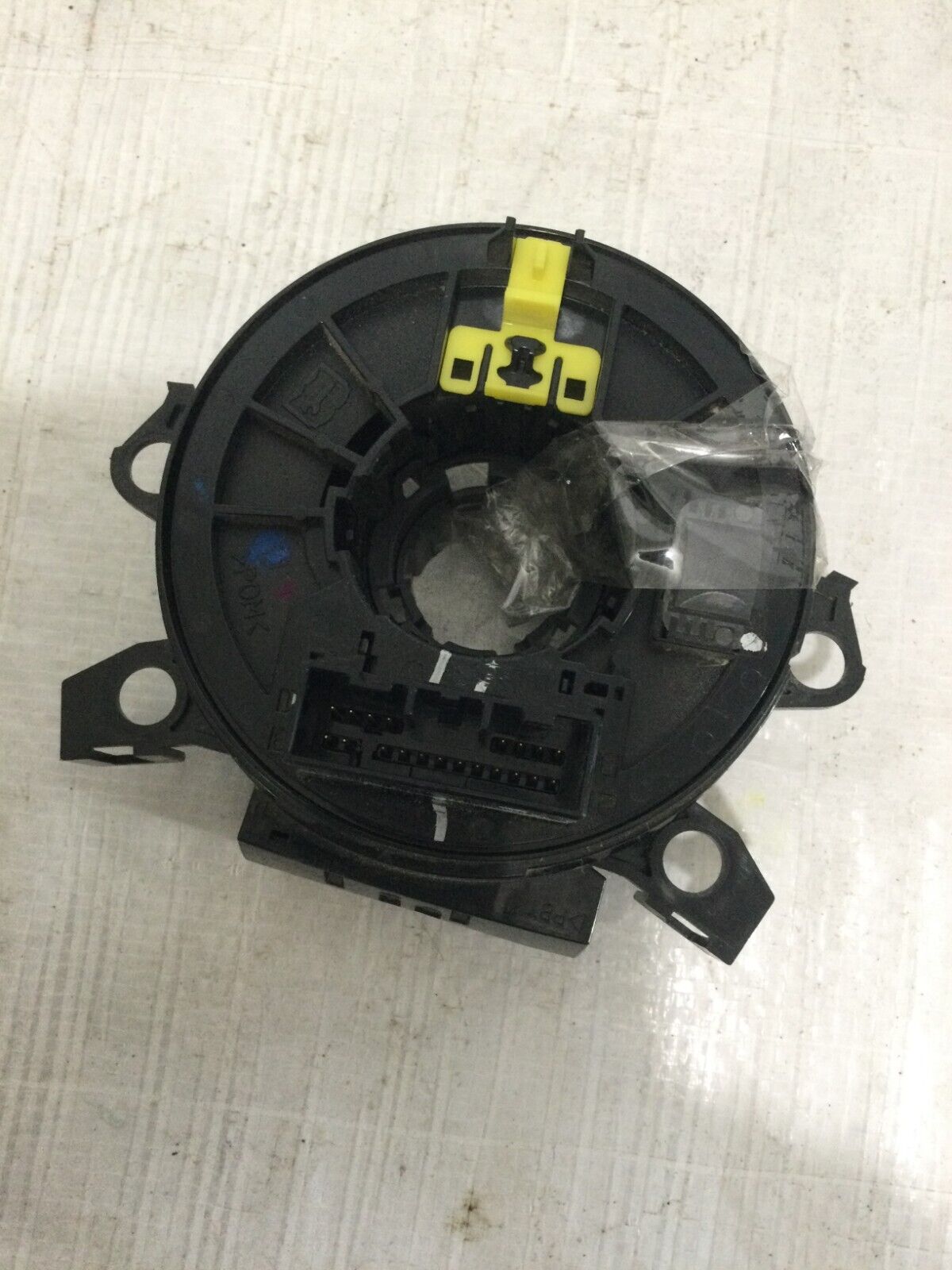 2019-2022 Chevrolet Silverado 1500 Steering Wheel Clock Spring 86773961 OEM