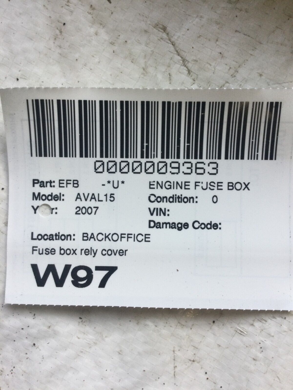 2007 Chevrolet Avalanche Junction Block Fuse Relay Cover 25815385 OEM