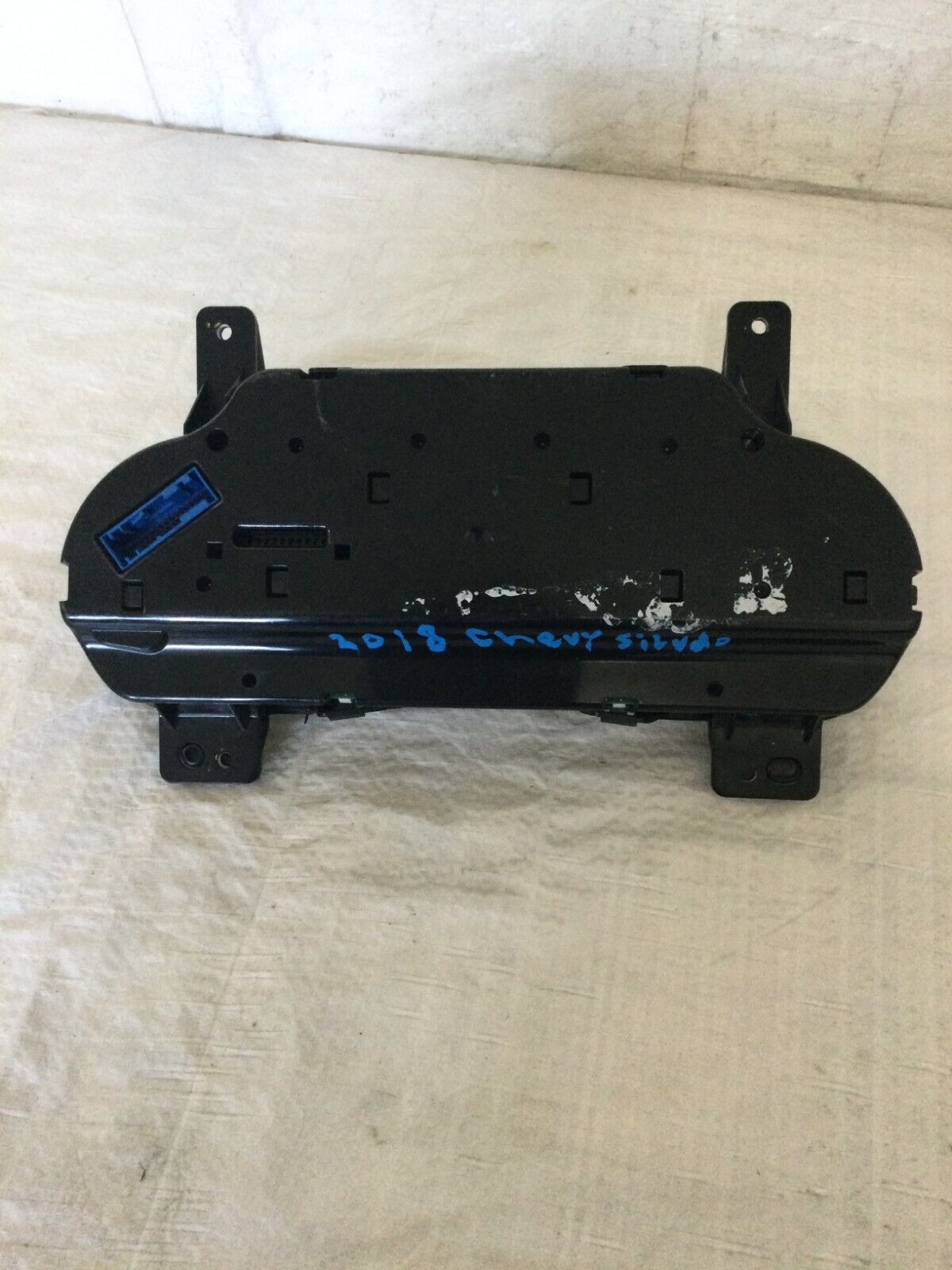 2018 Chevrolet Silverado 1500 Speedometer KPH Canada Market 84298026 OEM