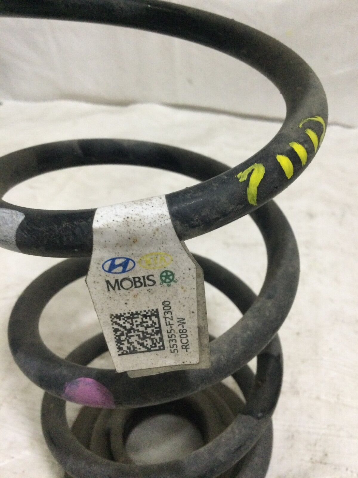 2017-2019 Hyundai Elantra Sedan Rear Suspension Left Coil Spring OEM