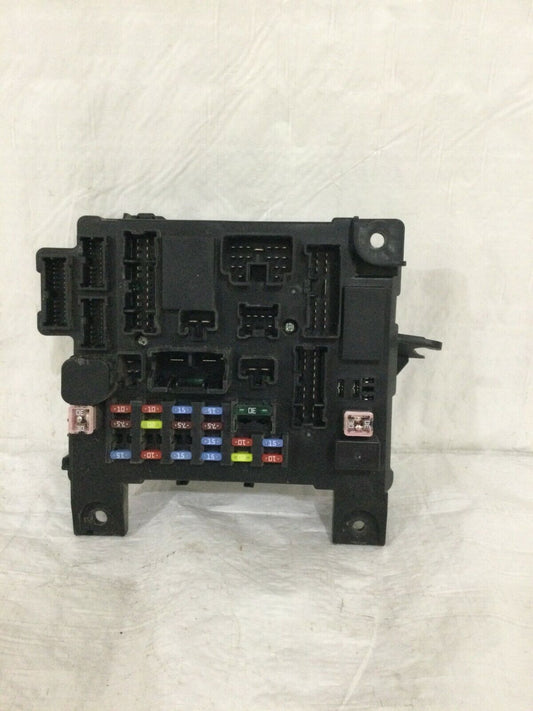 2013 Mitsubishi RVR Fuse Block Relay OEM 8637A645 