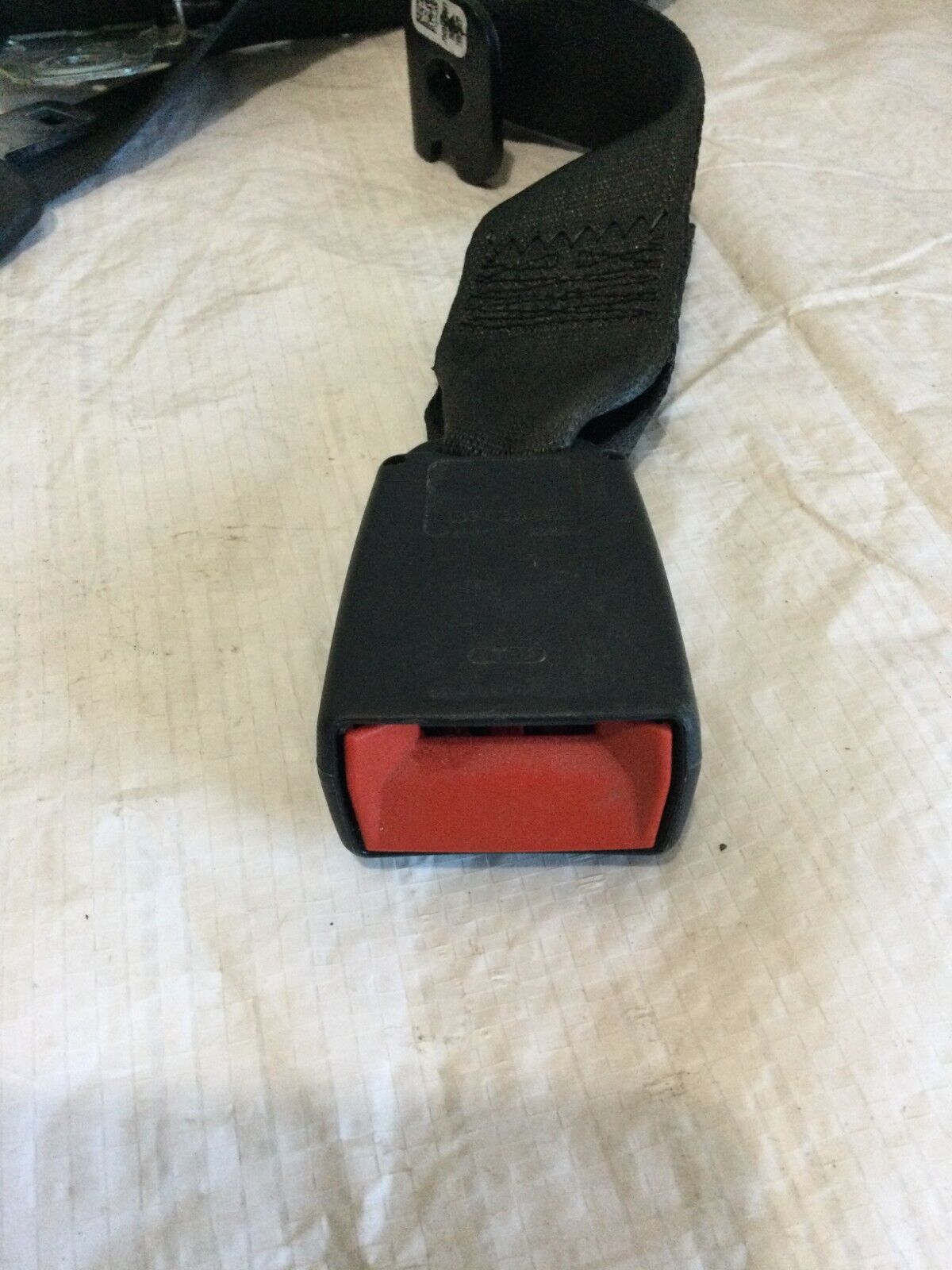 2019-2022 GMC Sierra 1500 Rear Center Seat Belt & Retractor 84506478 OEM