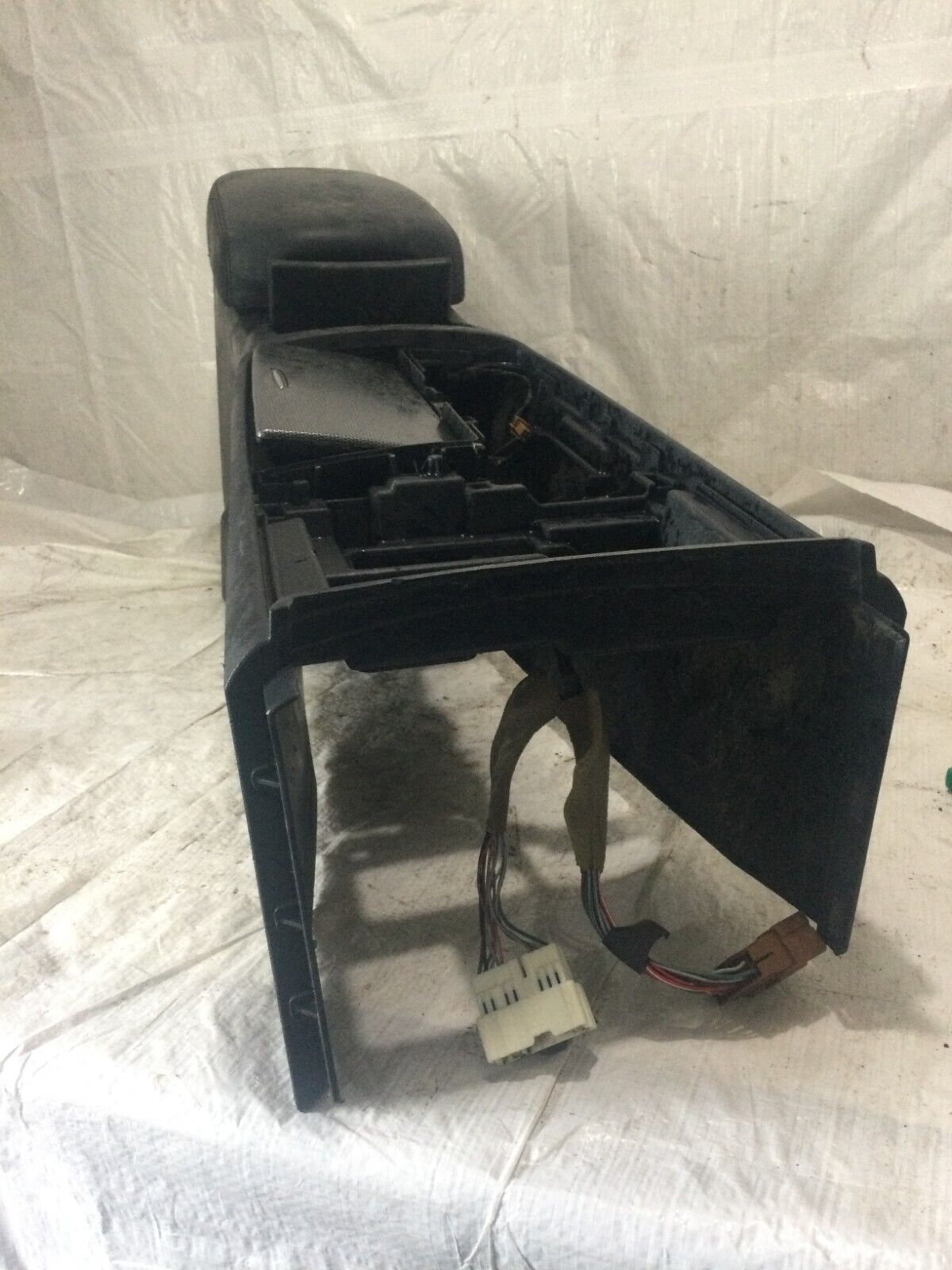 2007-2008 Nissan Maxima A/T Front Floor Console OEM