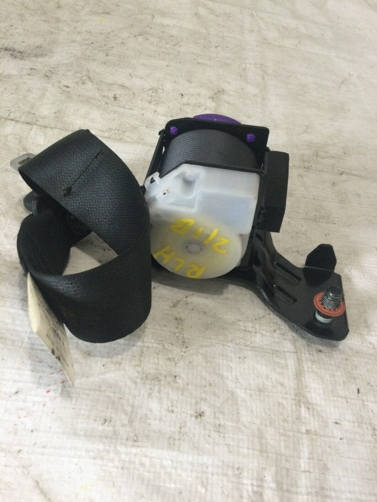 2017 Hyundai Elantra  Rear Left  Seat Belt  OEM