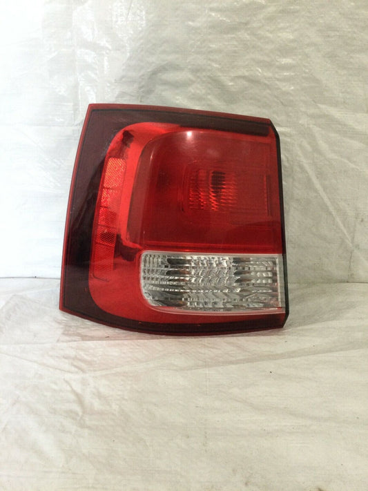 2014 2015 Kia Sorento OEM Taillight Left Driver Side 92401-1U500