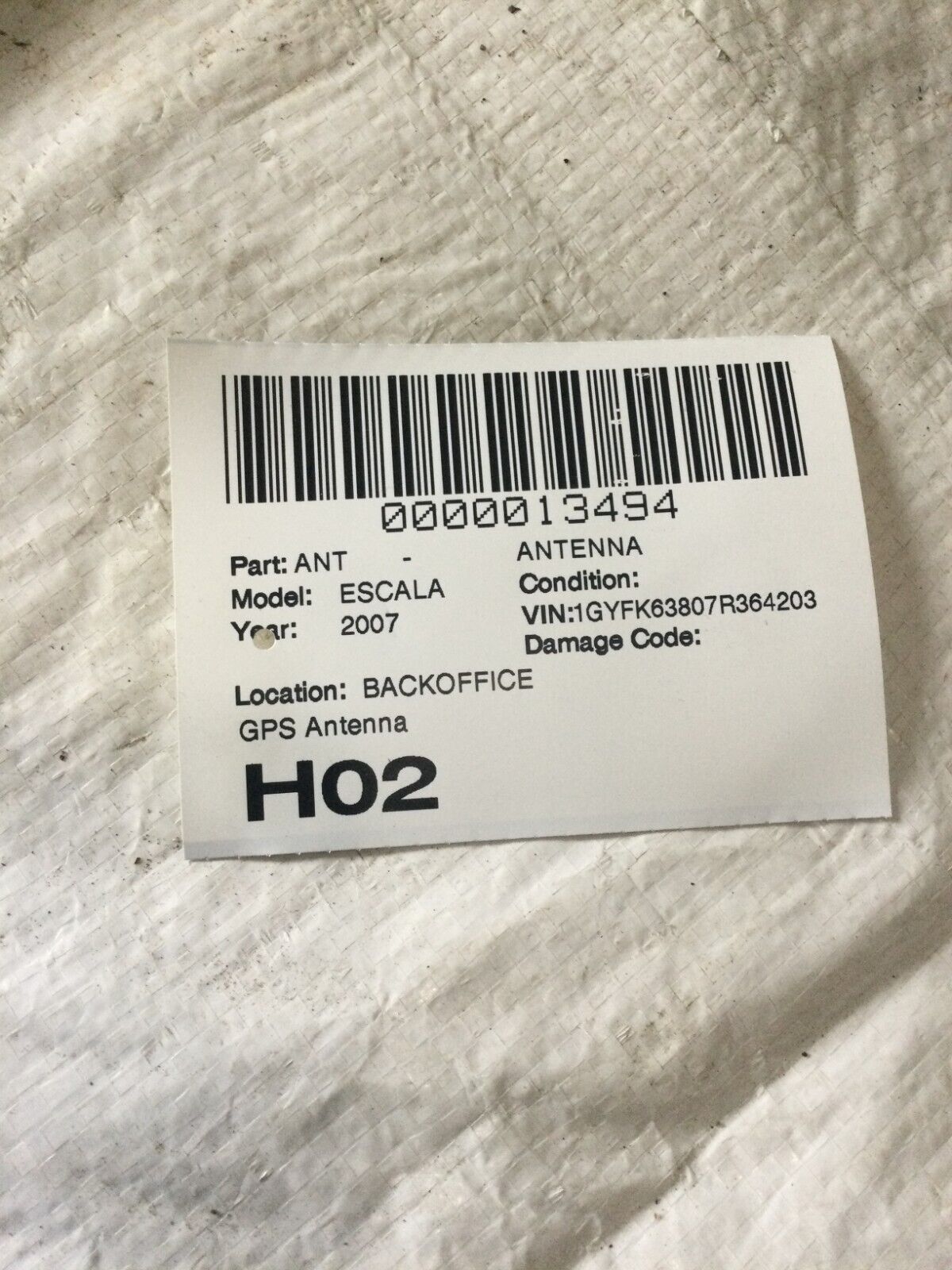 2007 Cadillac Escalade GPS Antenna OEM 10396716